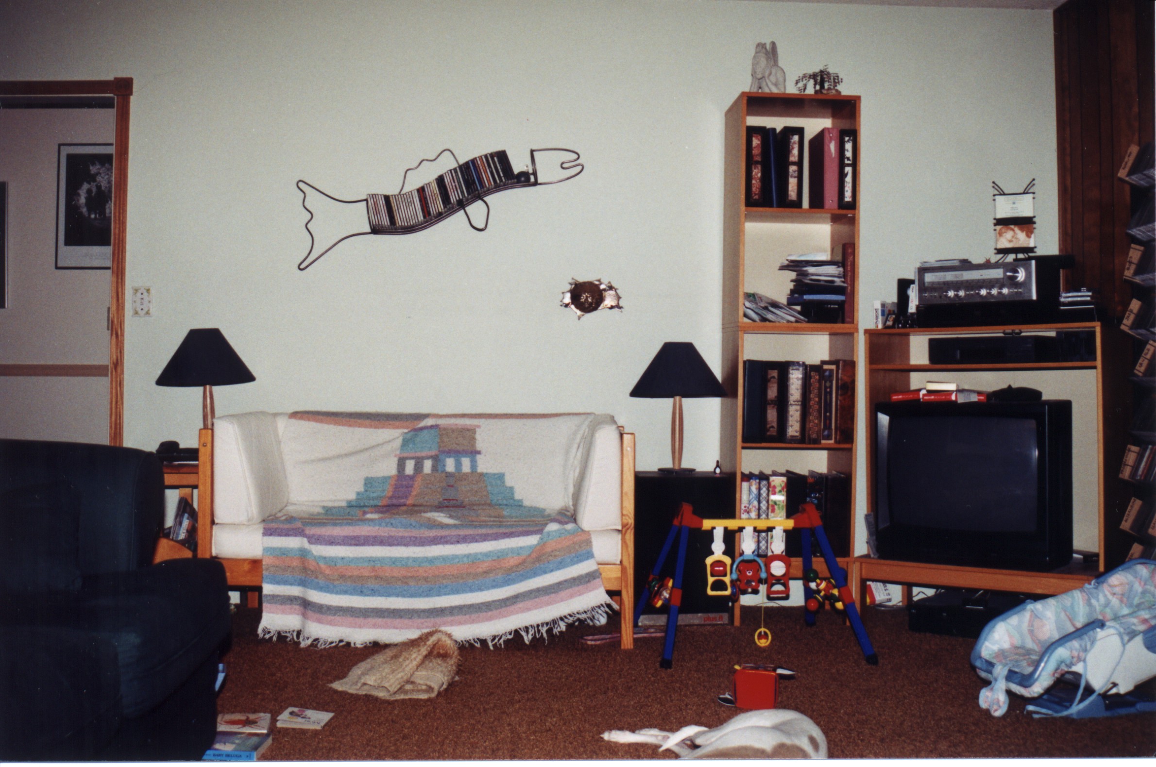 Livingroom-1.jpg, 671361 bytes, 5/28/00