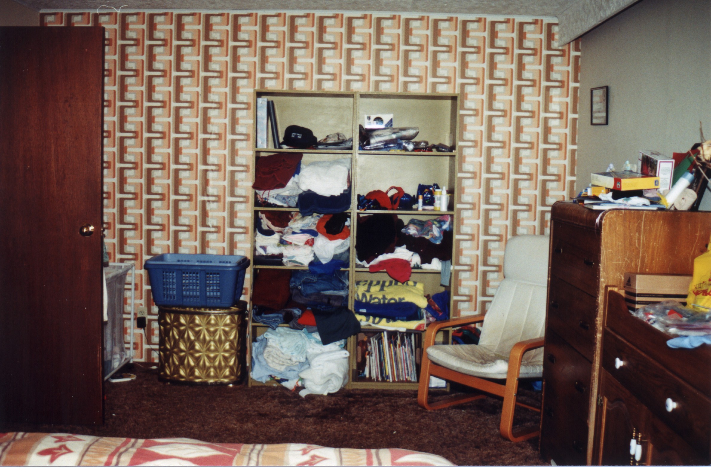 Master-Bedroom-1.jpg, 753105 bytes, 5/28/00