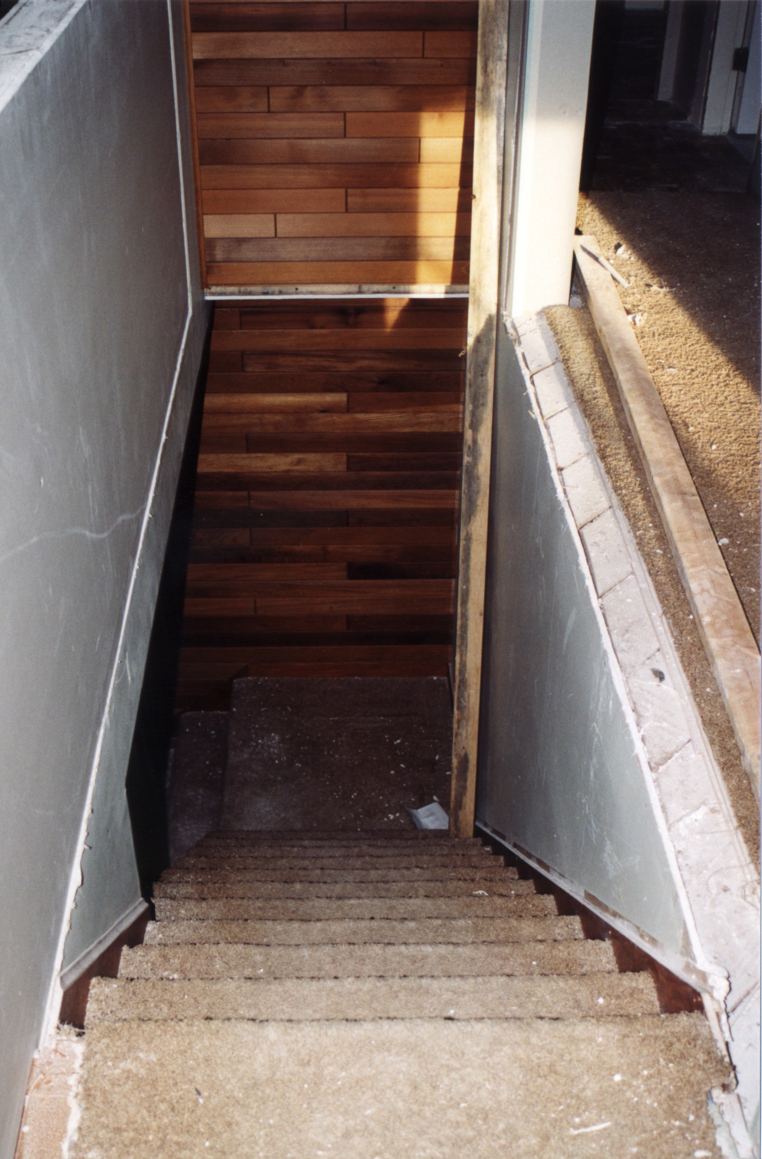 Stairs-1.jpg, 687384 bytes, 6/11/00