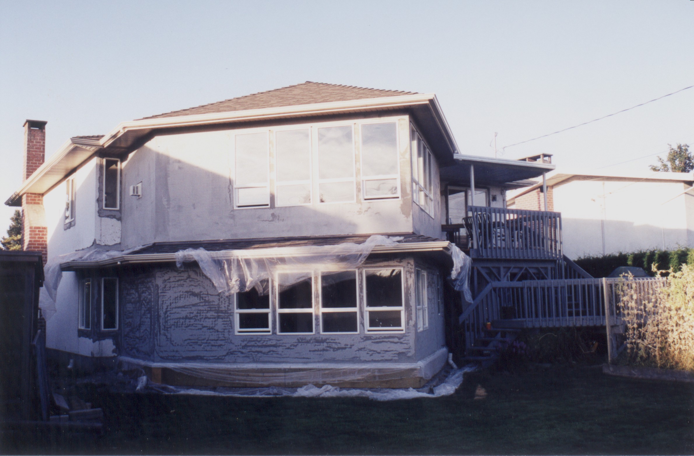 Back-7.jpg, 585402 bytes, 6/11/00