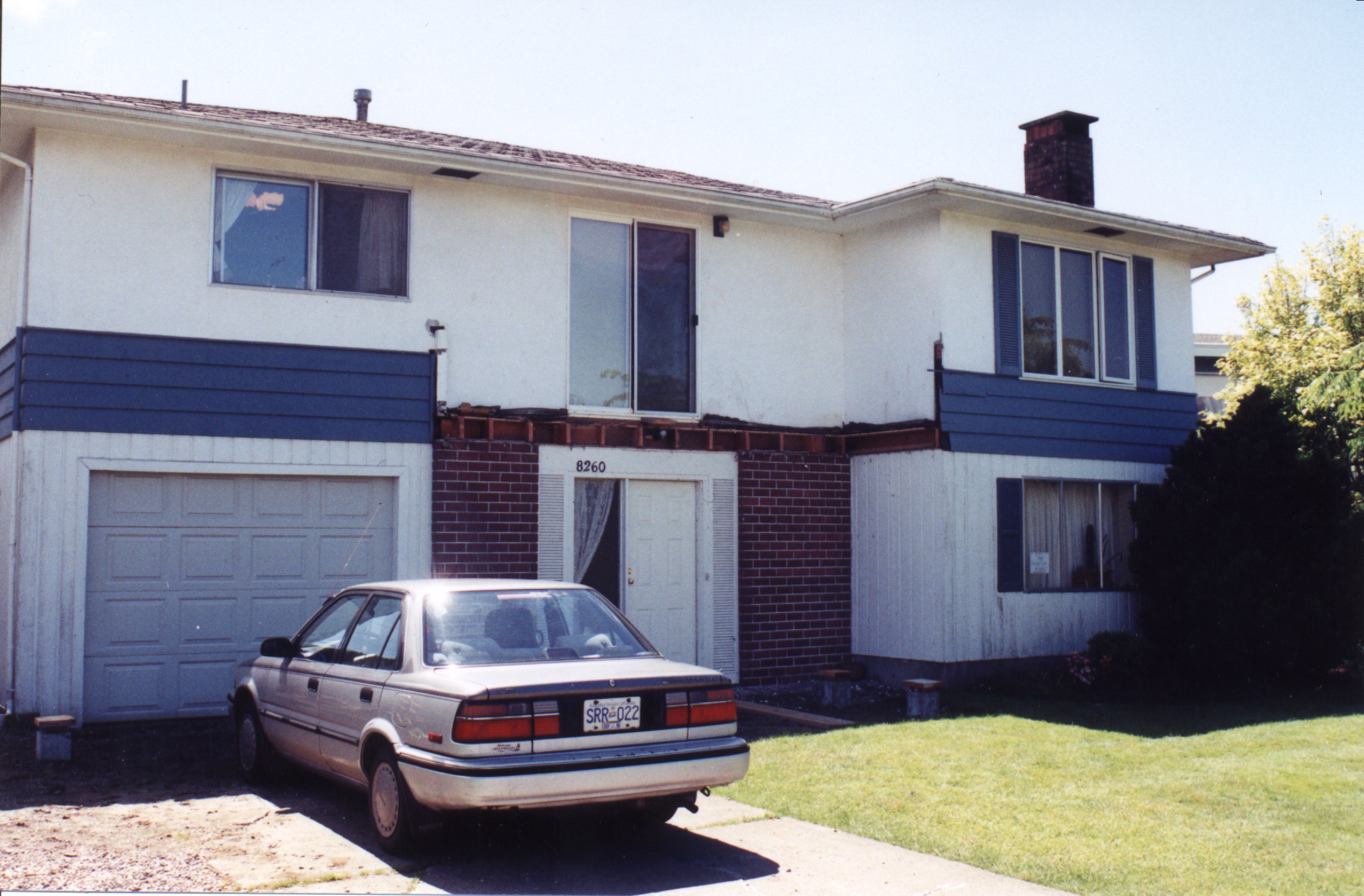 Front-1.jpg, 666287 bytes, 6/10/00