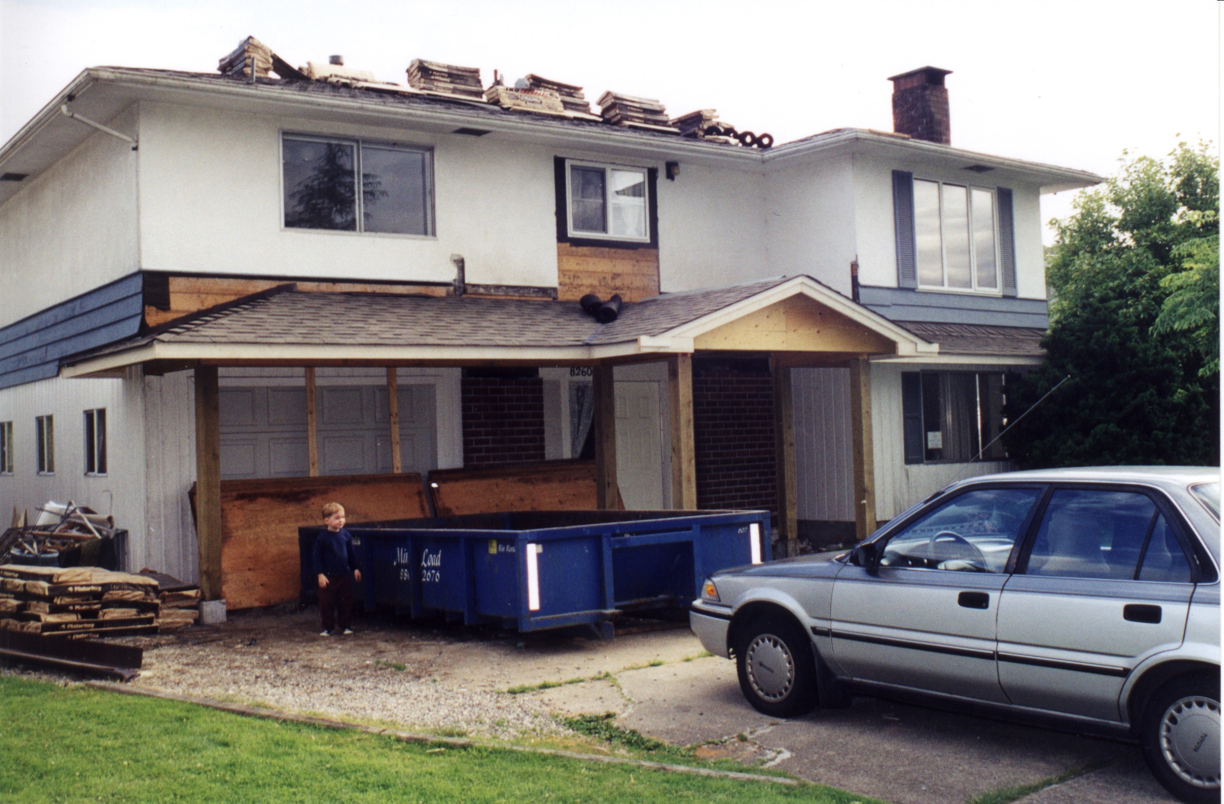 Front-2.jpg, 726134 bytes, 6/10/00