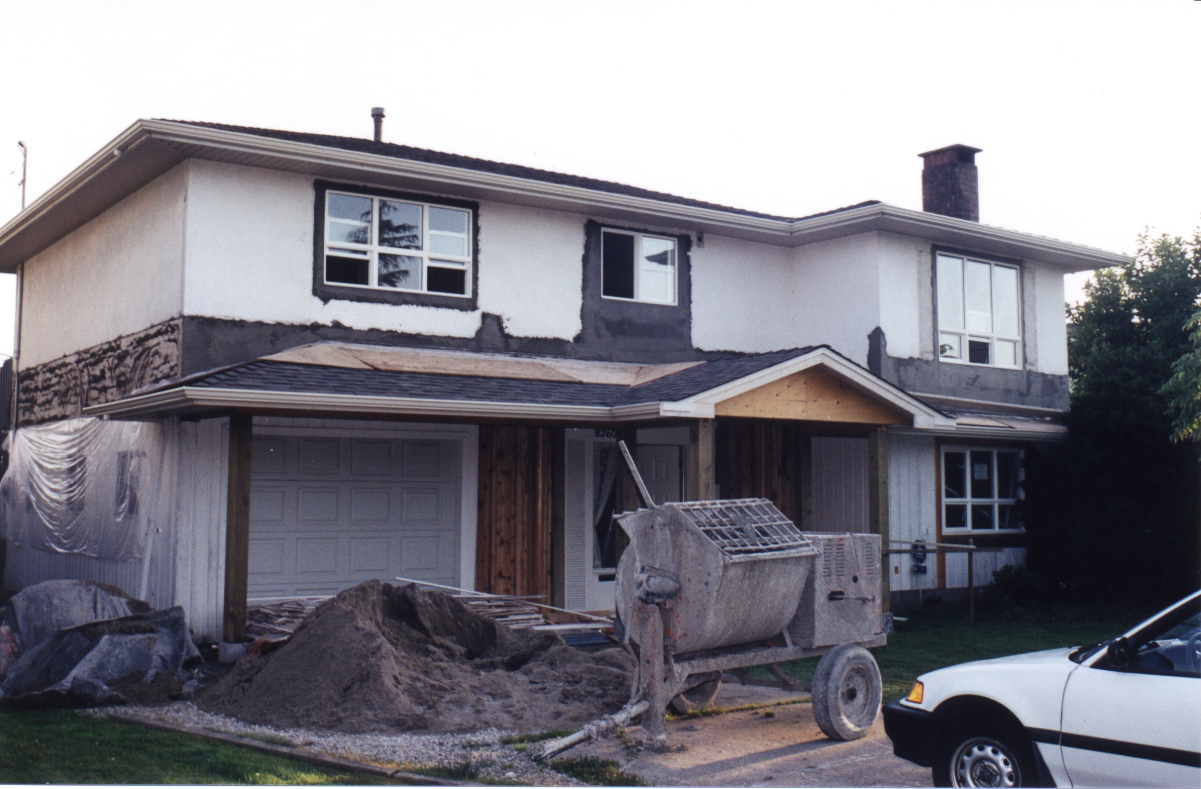 Front-5.jpg, 590225 bytes, 6/10/00