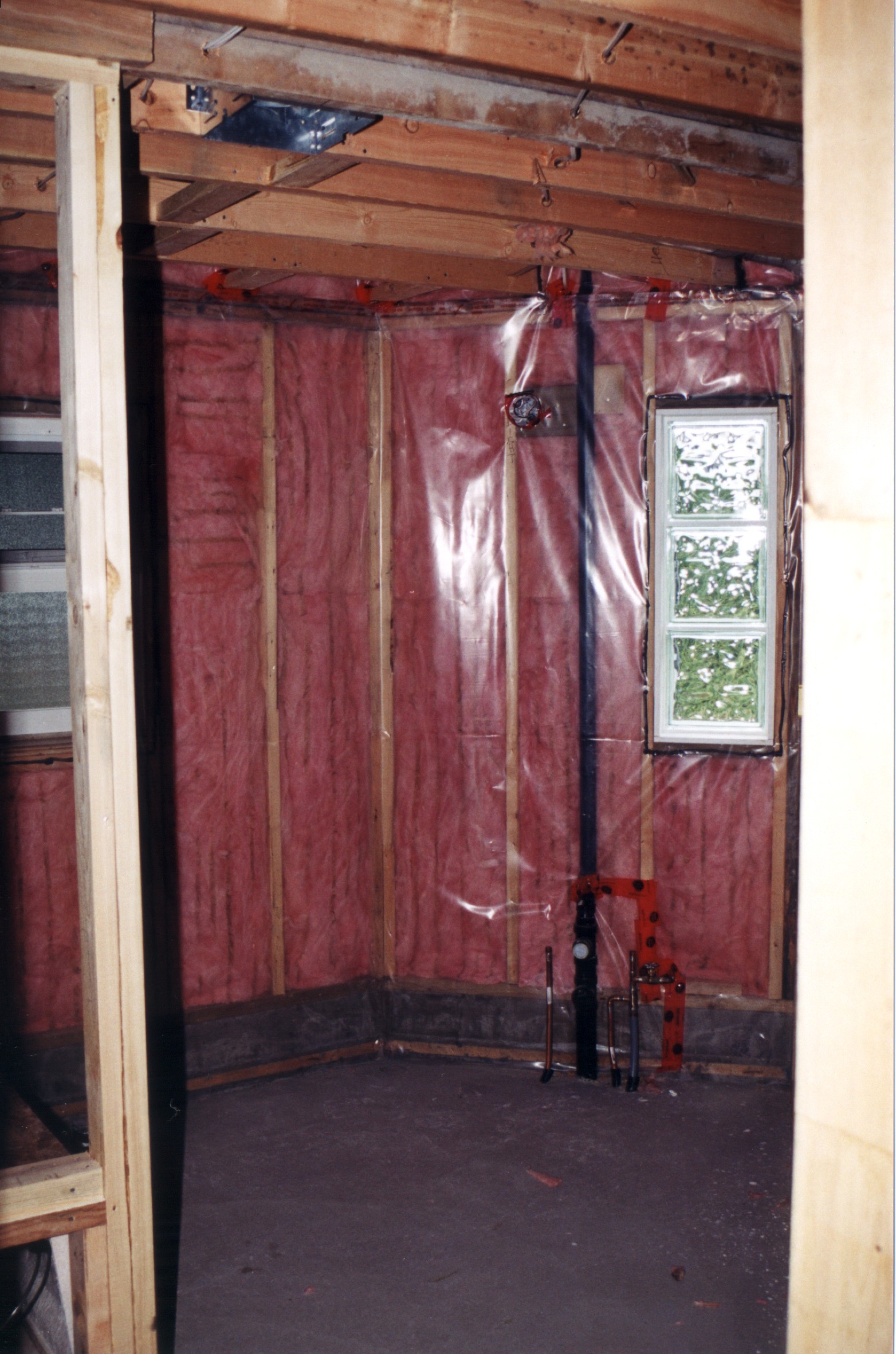 Ensuite-2.jpg, 673994 bytes, 10/21/00