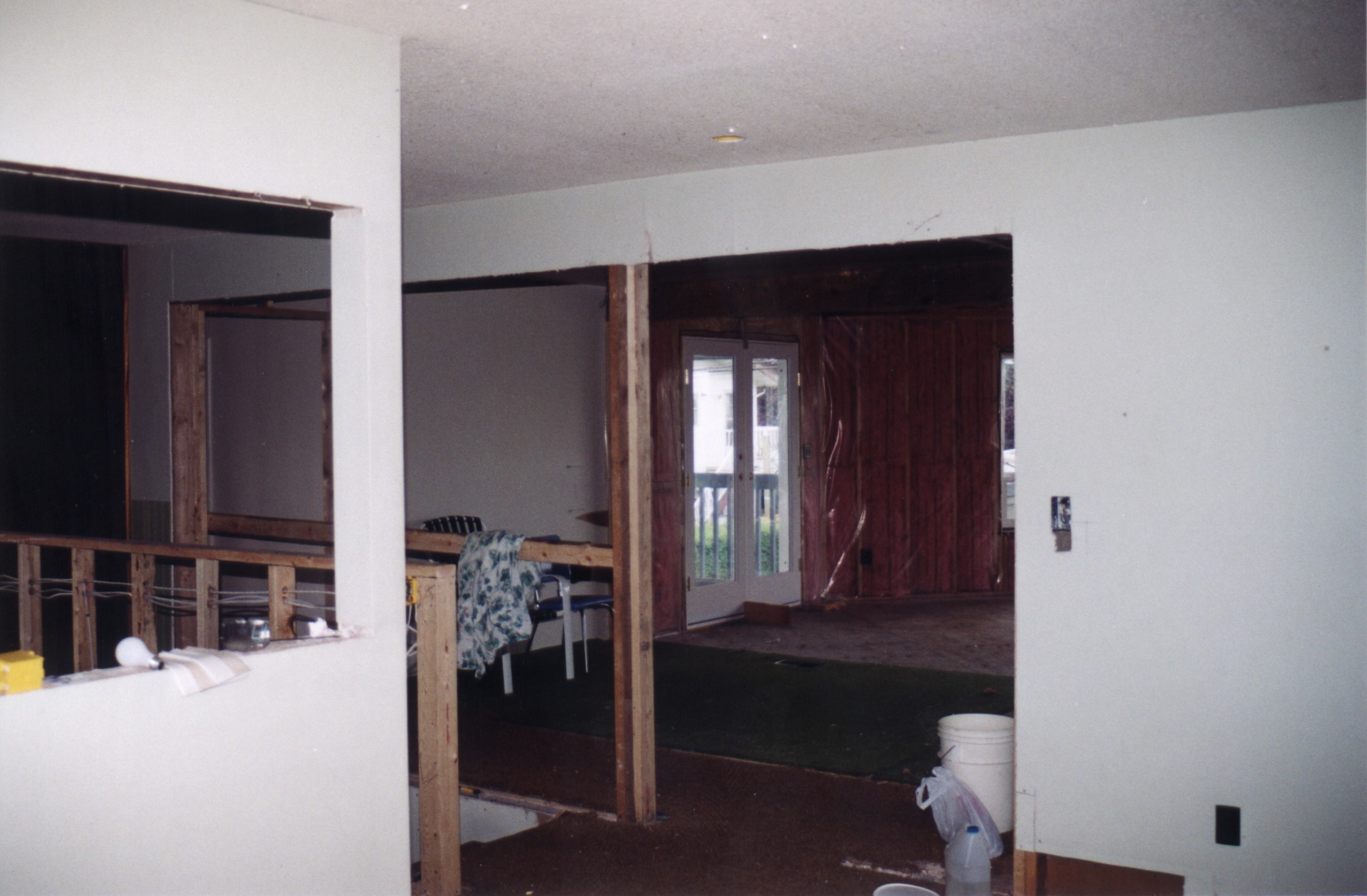 Living-Room-7.jpg, 552086 bytes, 10/21/00