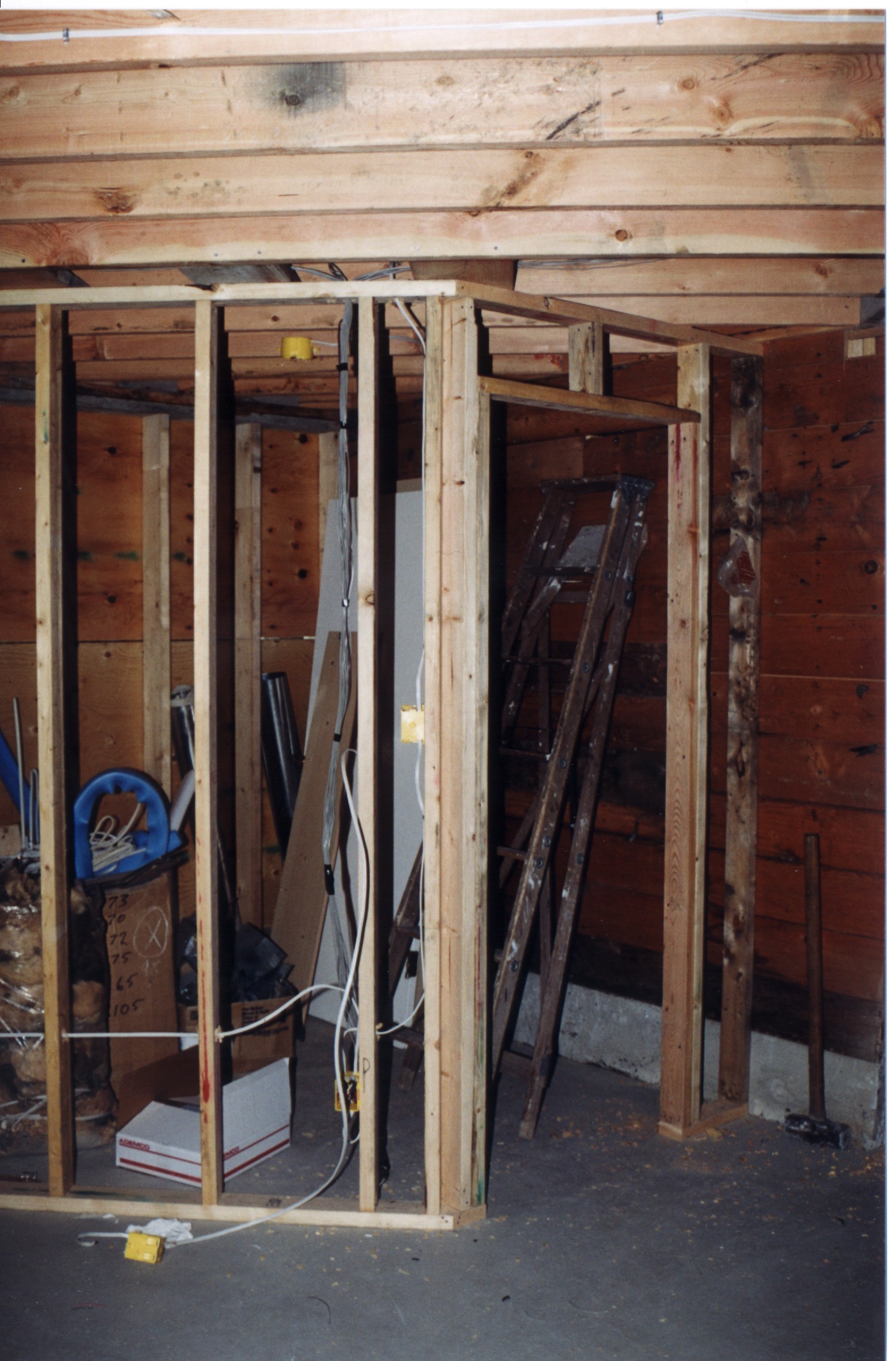 New-Master-Bedroom-3.jpg, 678561 bytes, 7/29/00