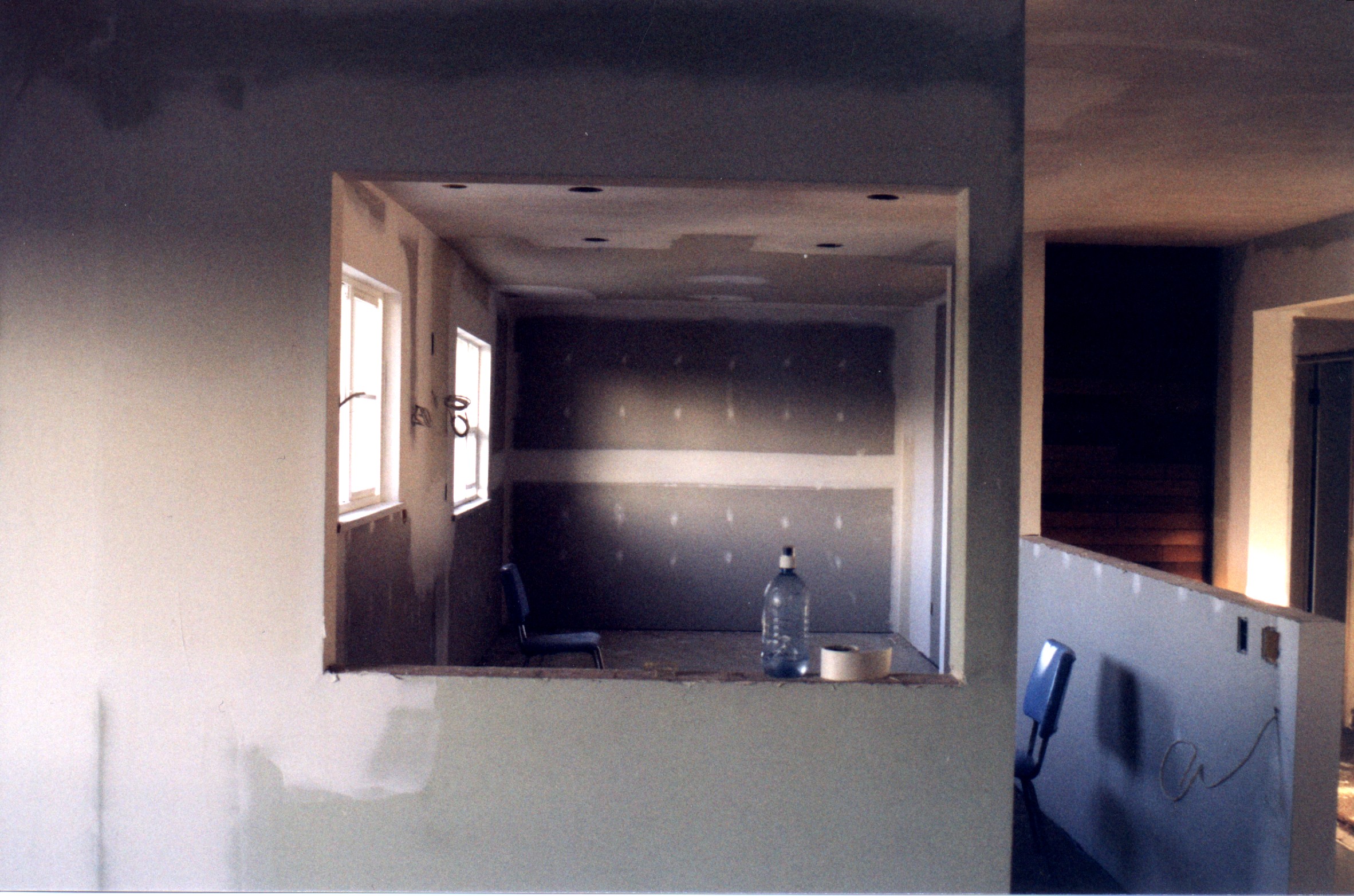 Kitchen-1.jpg, 859731 bytes, 10/22/00