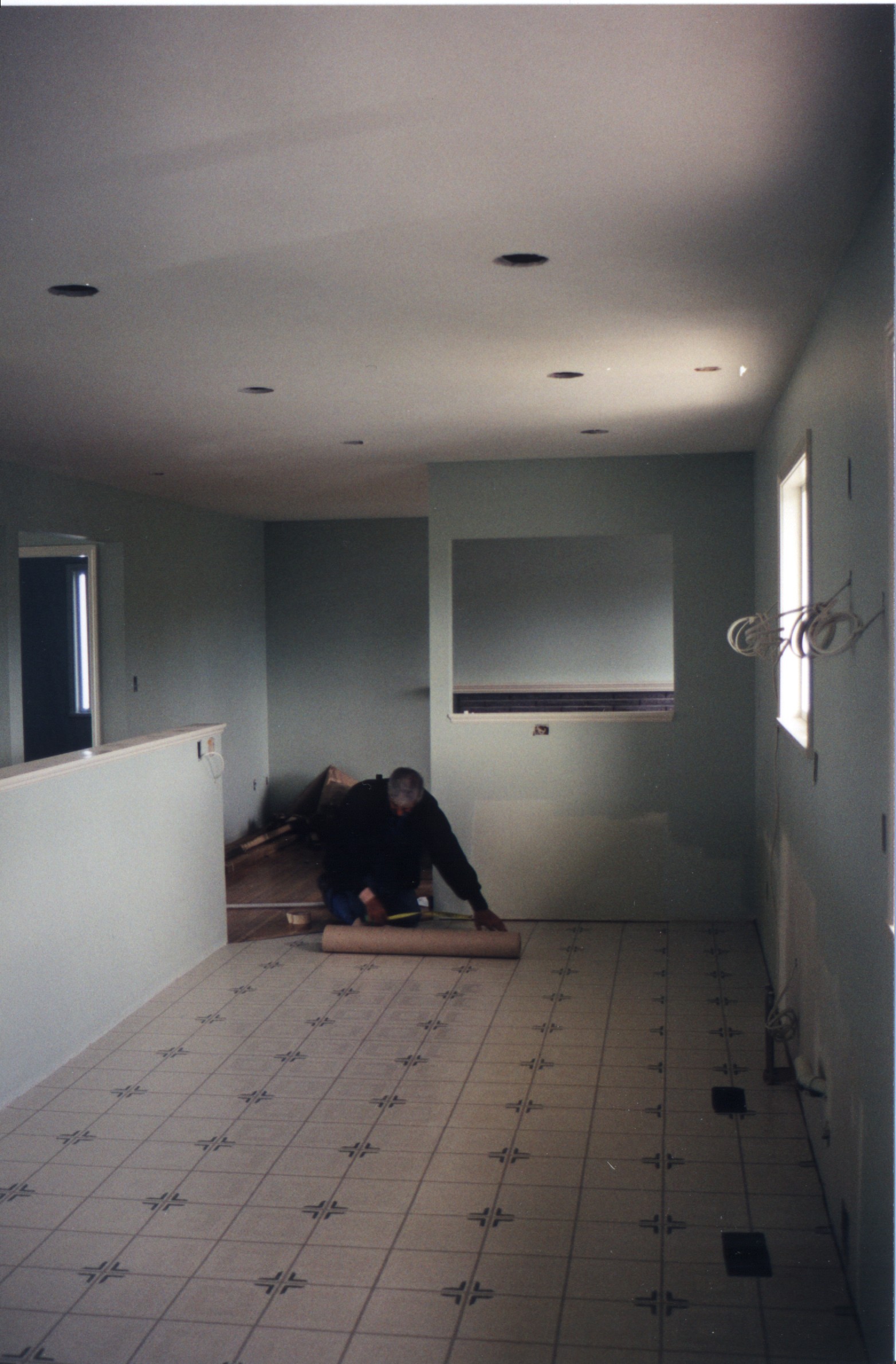 Kitchen-4.jpg, 592886 bytes, 11/01/00