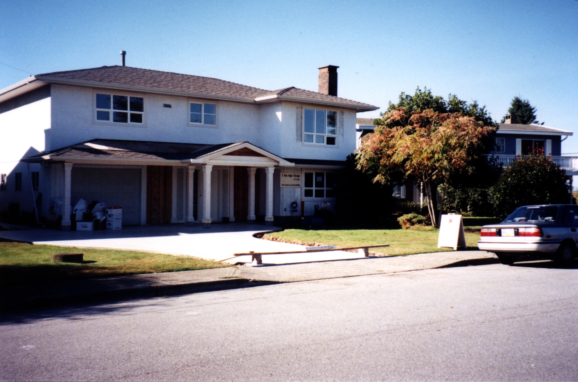 Front-1.jpg, 746113 bytes, 10/22/00