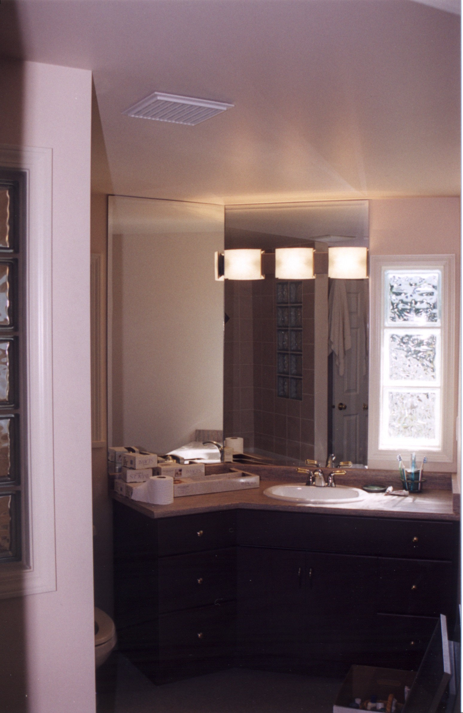 Ensuite-2.jpg, 505139 bytes, 1/27/01