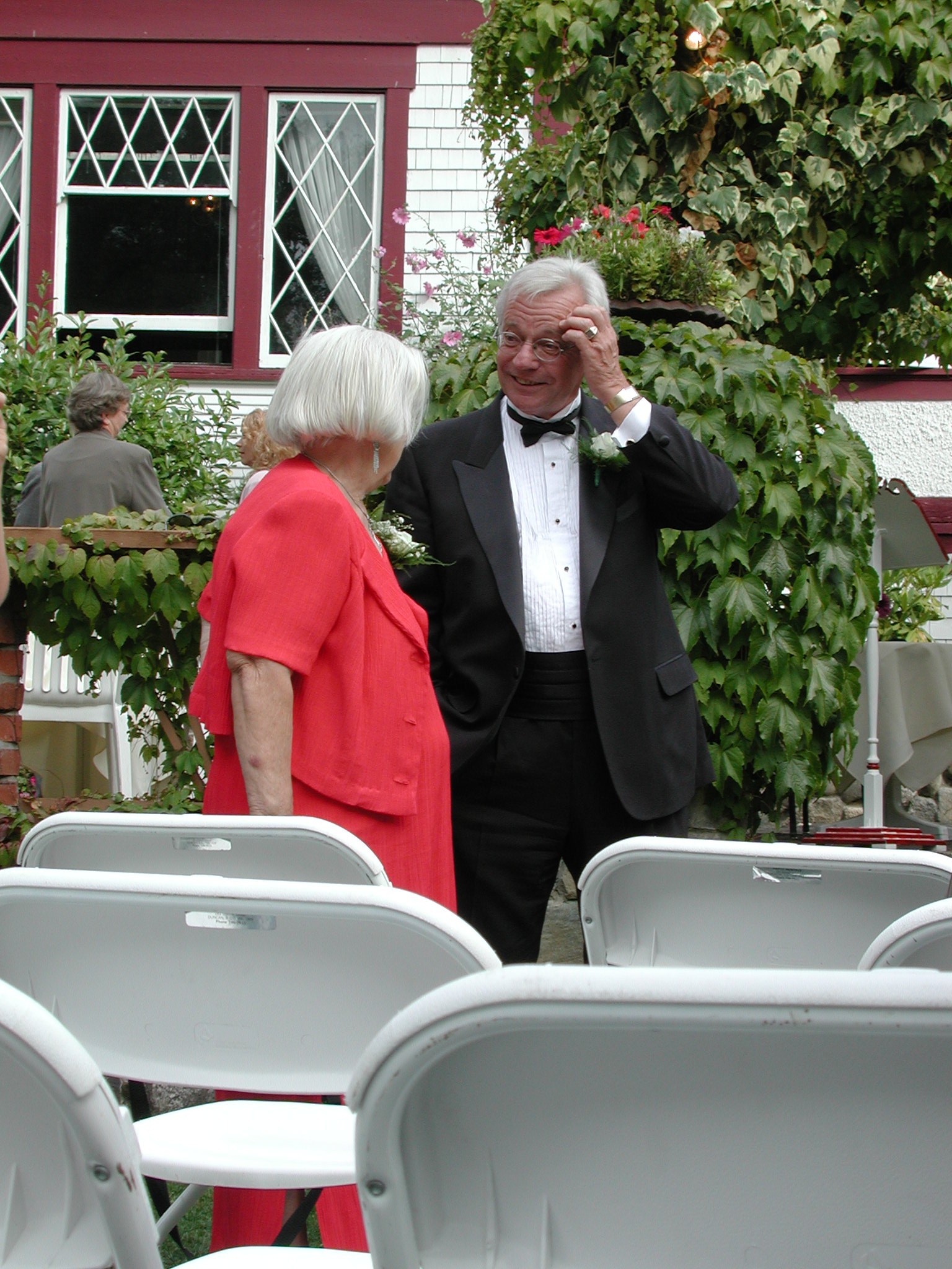 DSCN0585.JPG, 663572 bytes, 12/27/00