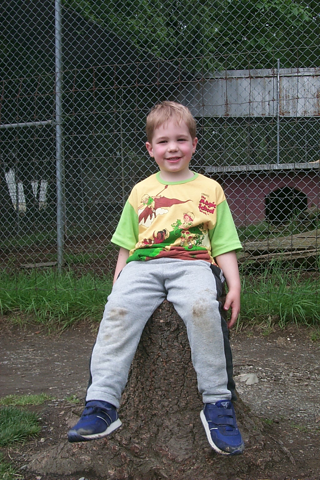 Tristan-1.jpg, 683337 bytes, 6/04/00