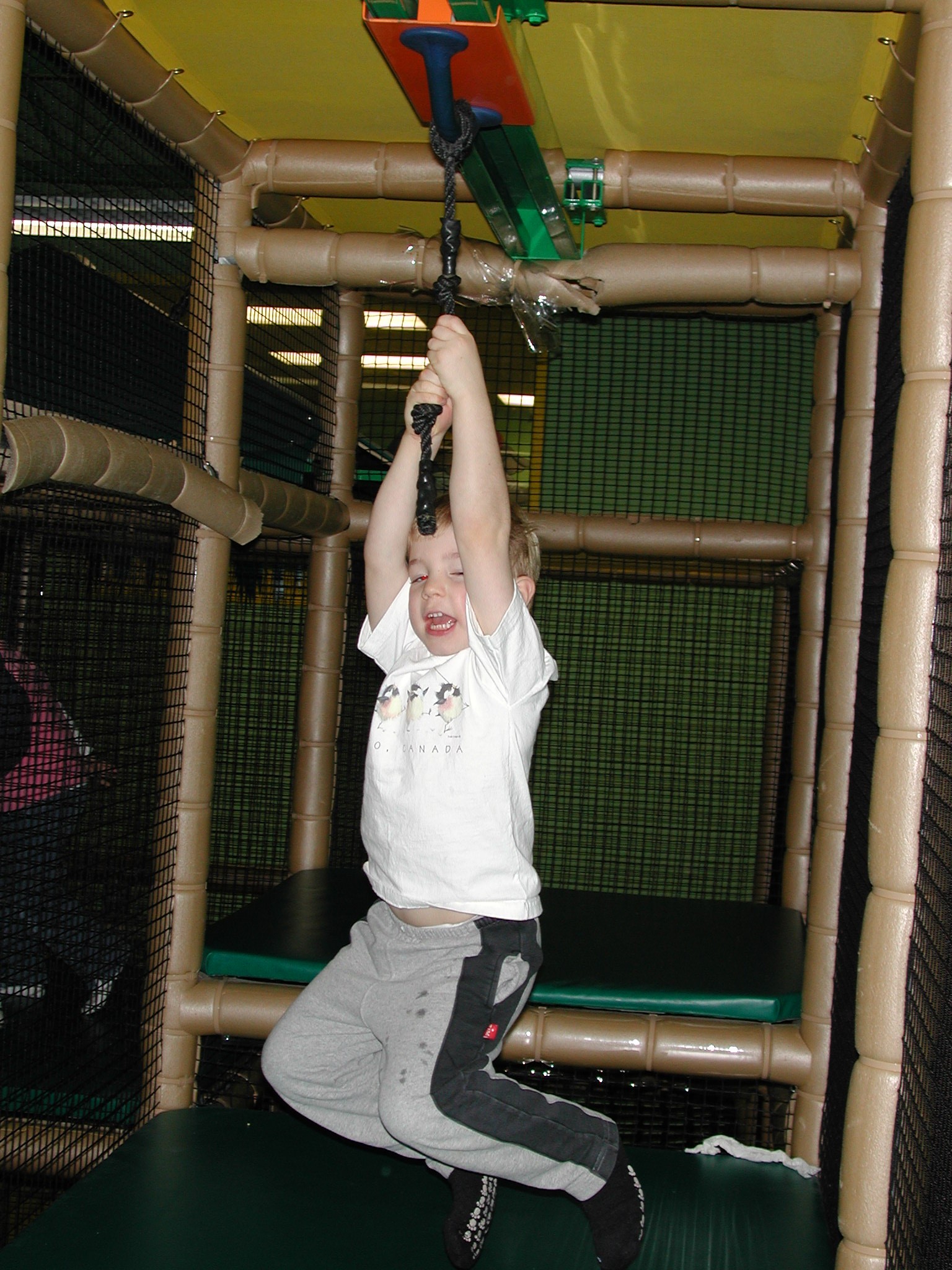 DSCN1118.JPG, 672491 bytes, 12/14/00