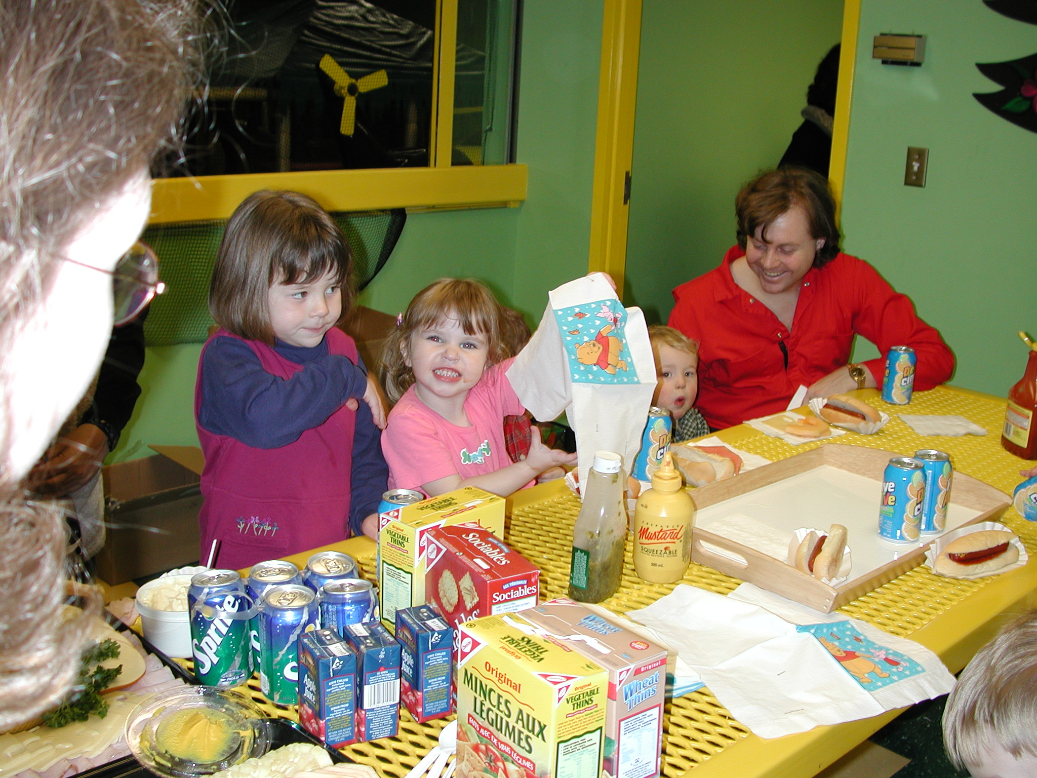 DSCN1134.JPG, 702003 bytes, 12/10/00