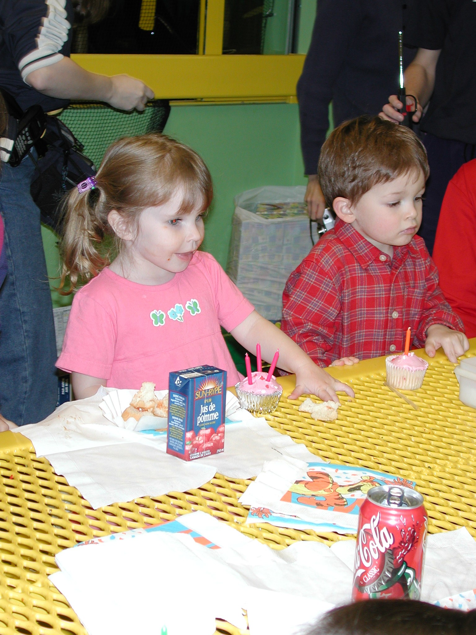 DSCN1137.JPG, 636320 bytes, 12/14/00