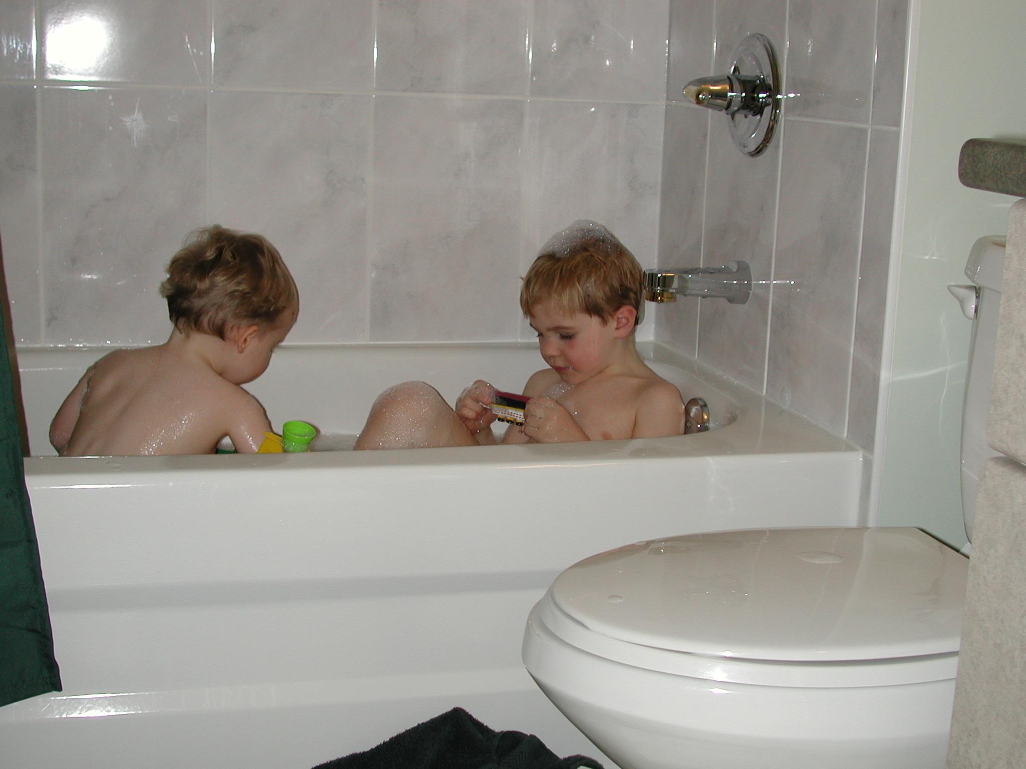 DSCN1196.JPG, 751000 bytes, 12/17/00