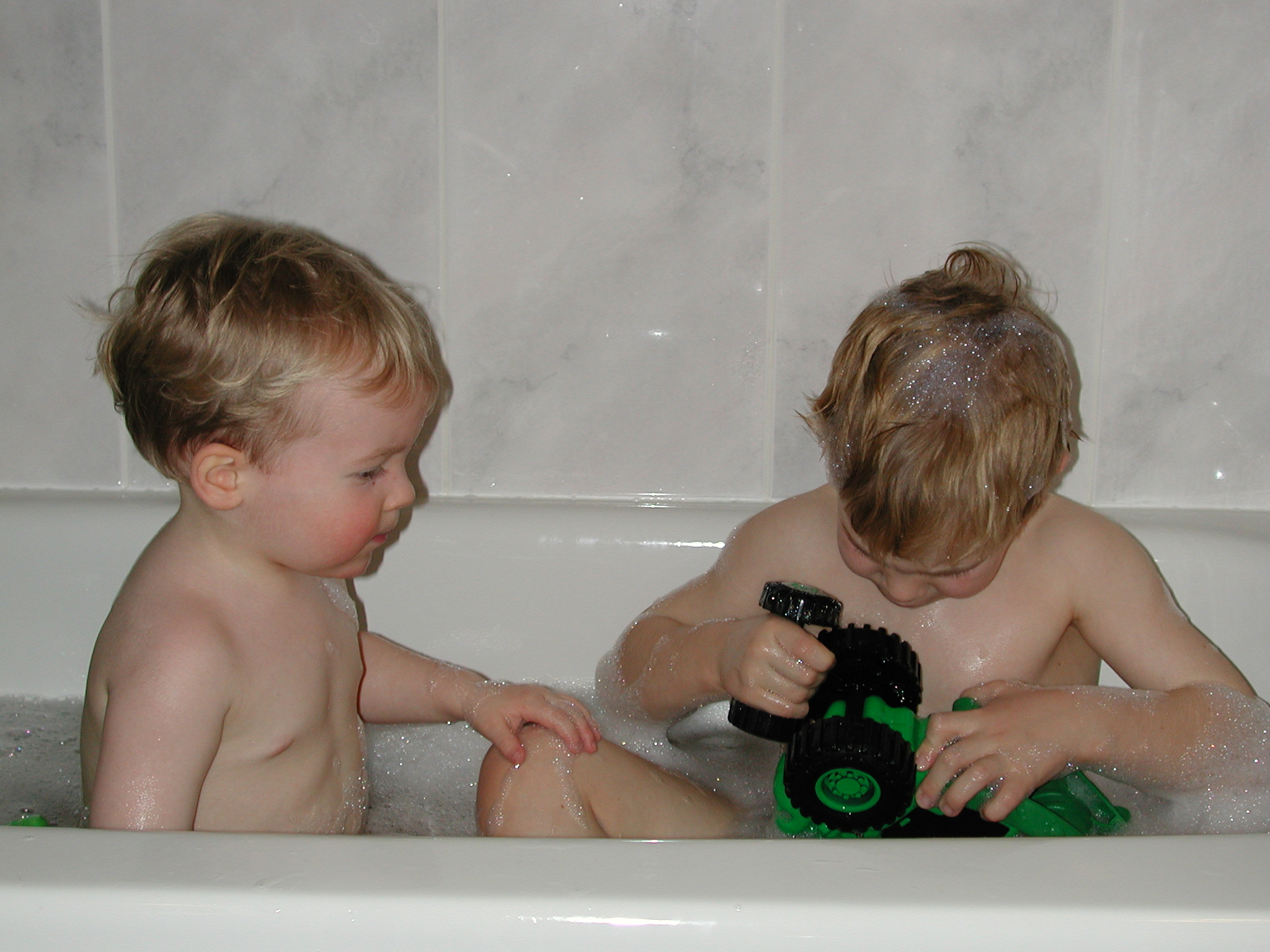 DSCN1200.JPG, 710762 bytes, 12/17/00