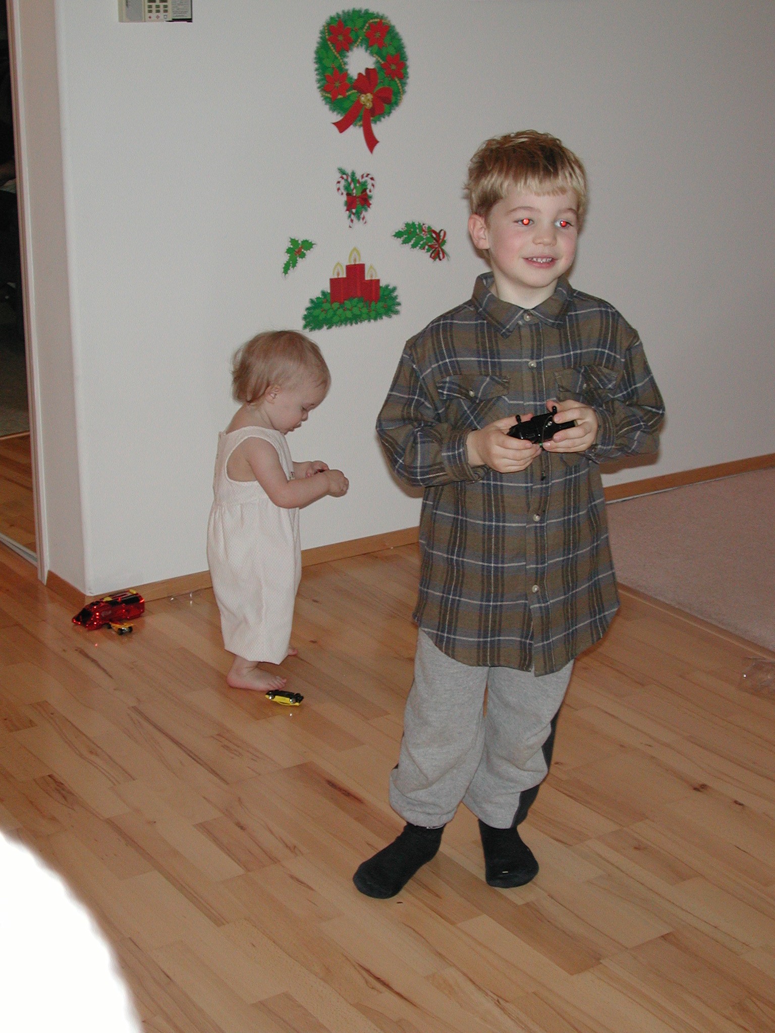 DSCN1262.JPG, 647126 bytes, 12/25/00