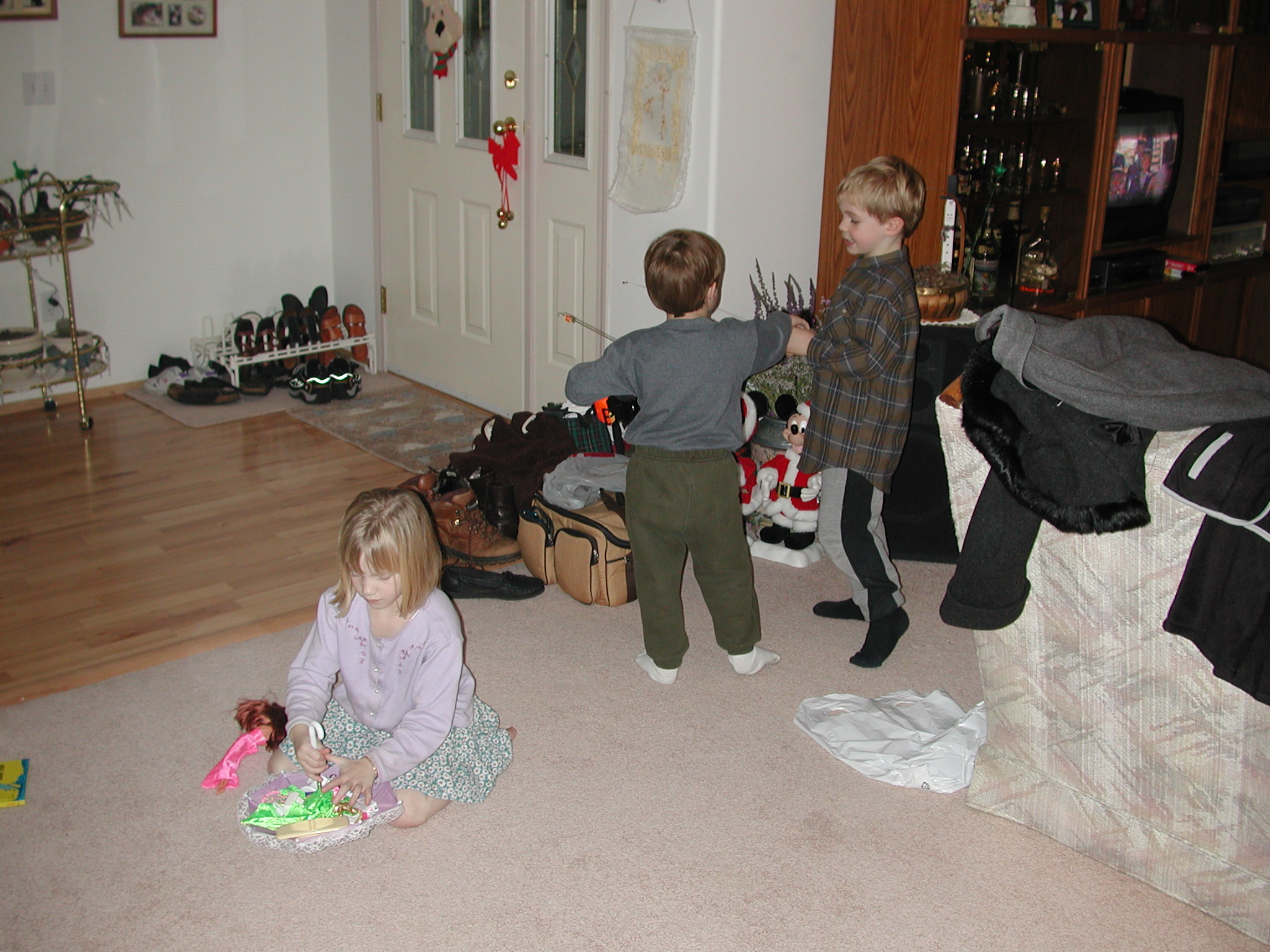 DSCN1268.JPG, 681938 bytes, 12/24/00