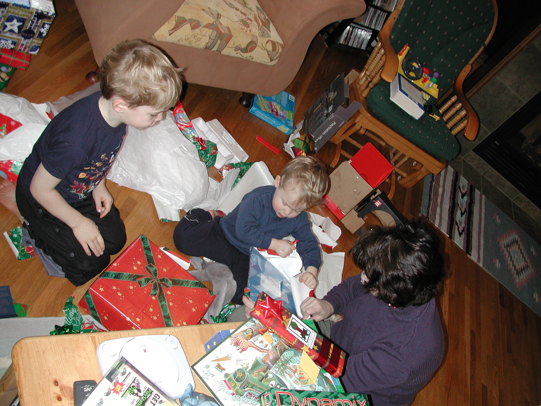 DSCN1327.JPG, 716490 bytes, 12/26/00