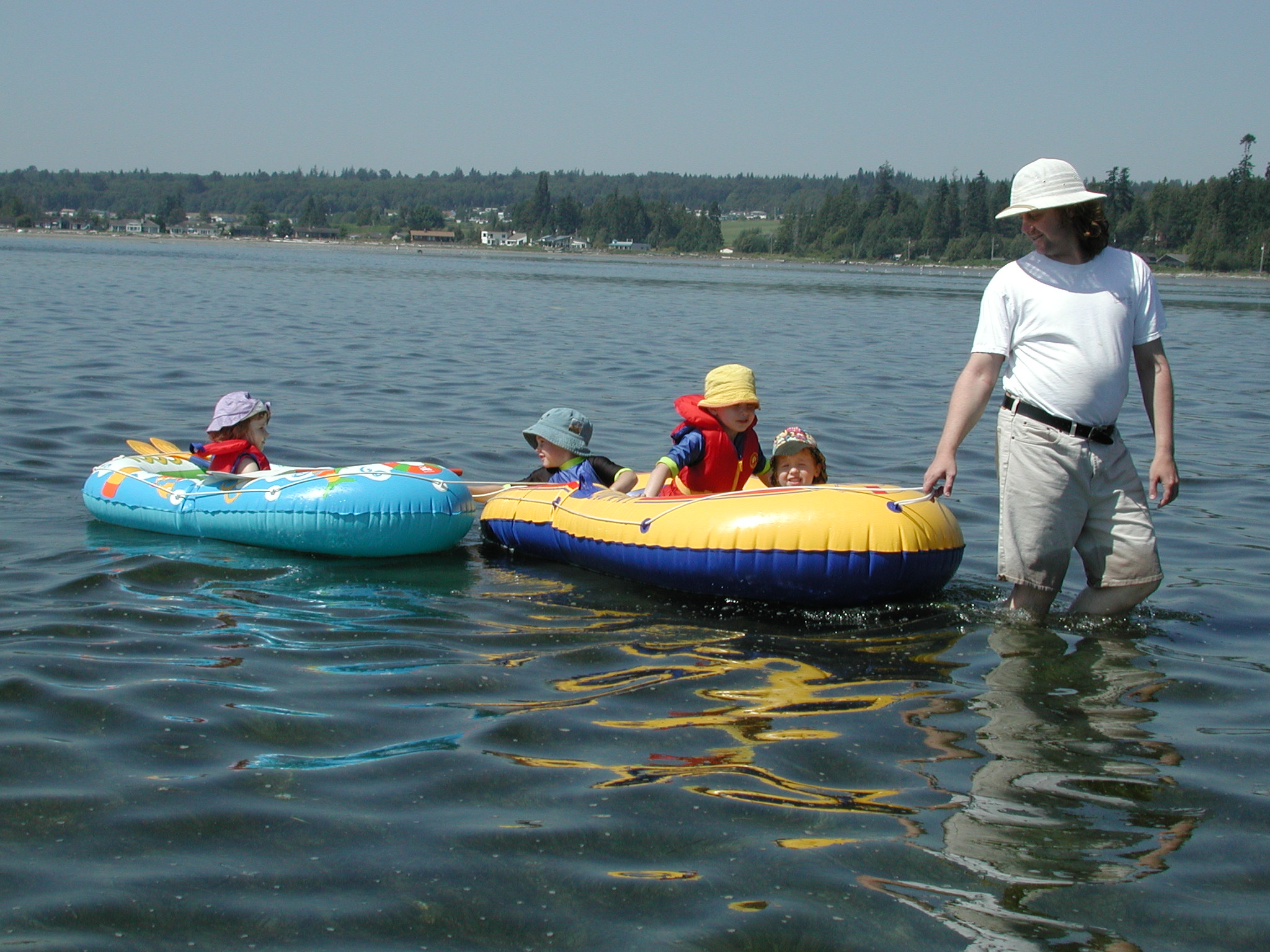 DSCN1970.JPG, 684502 bytes, 8/11/01