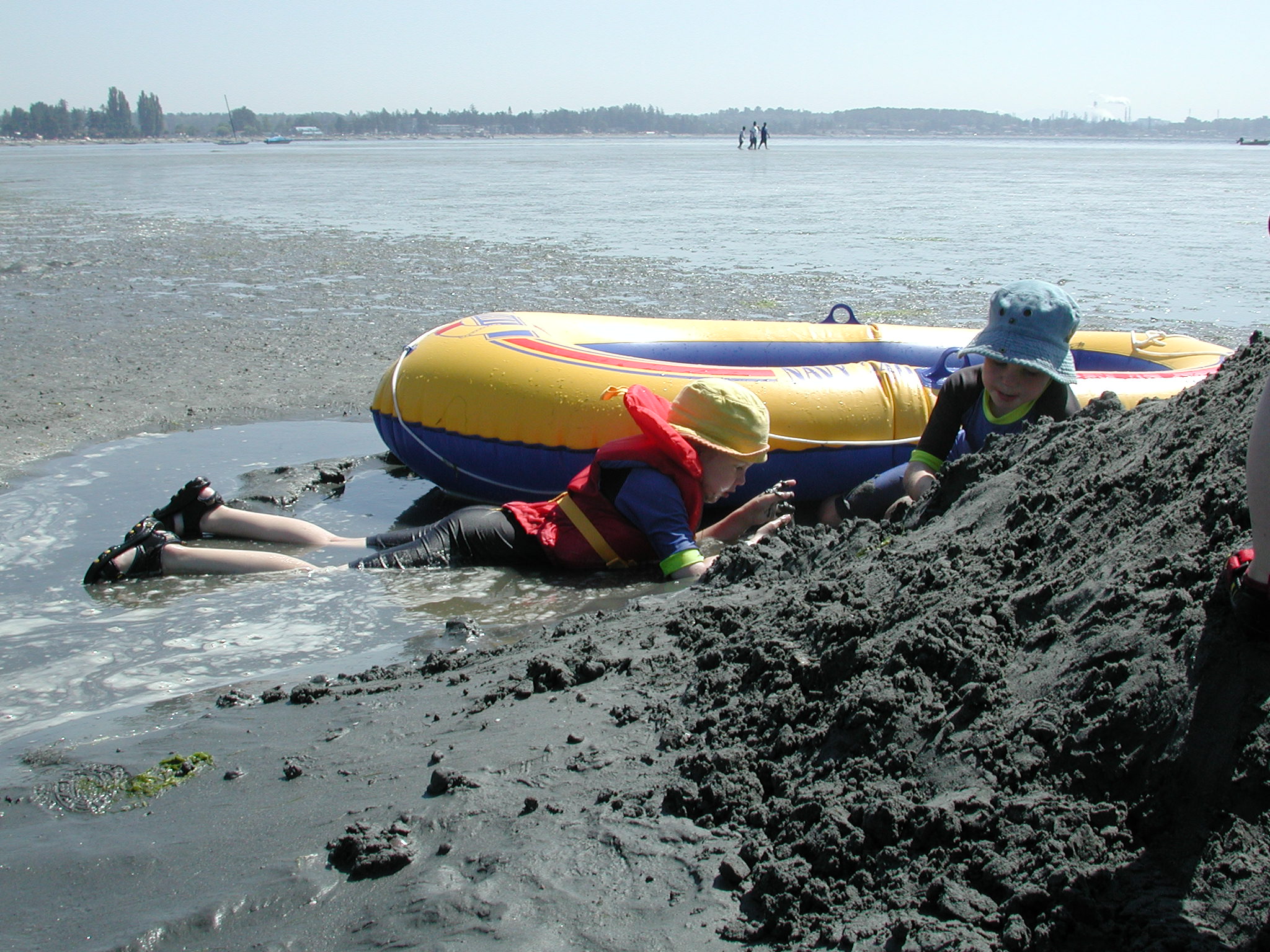 DSCN1990.JPG, 677165 bytes, 8/11/01