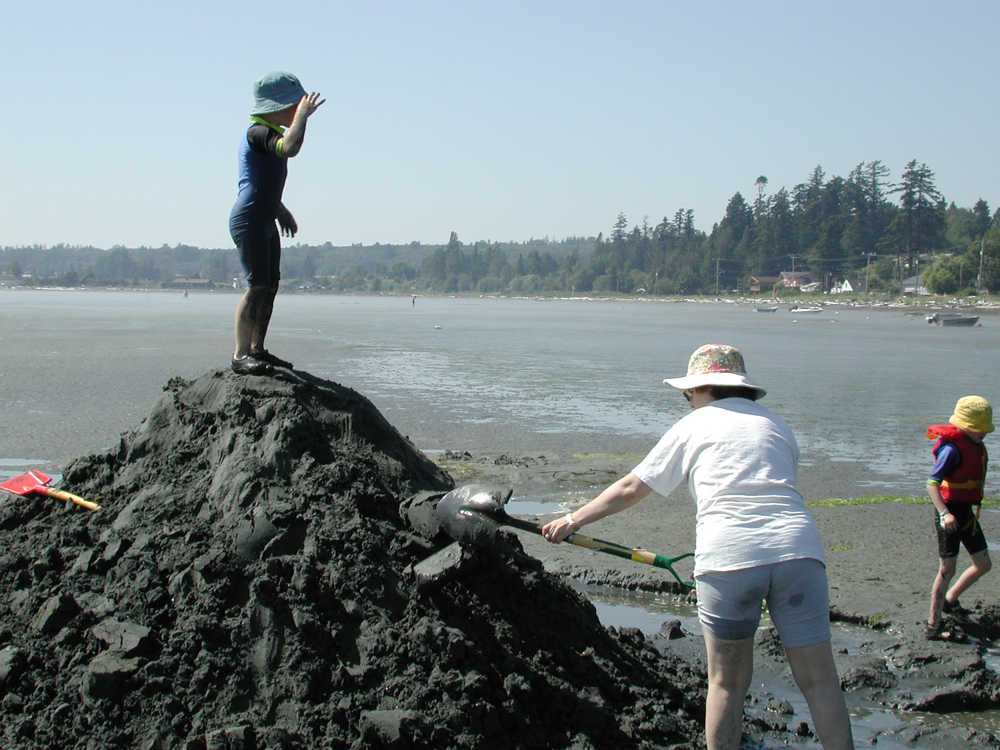 DSCN2026.JPG, 661117 bytes, 8/11/01