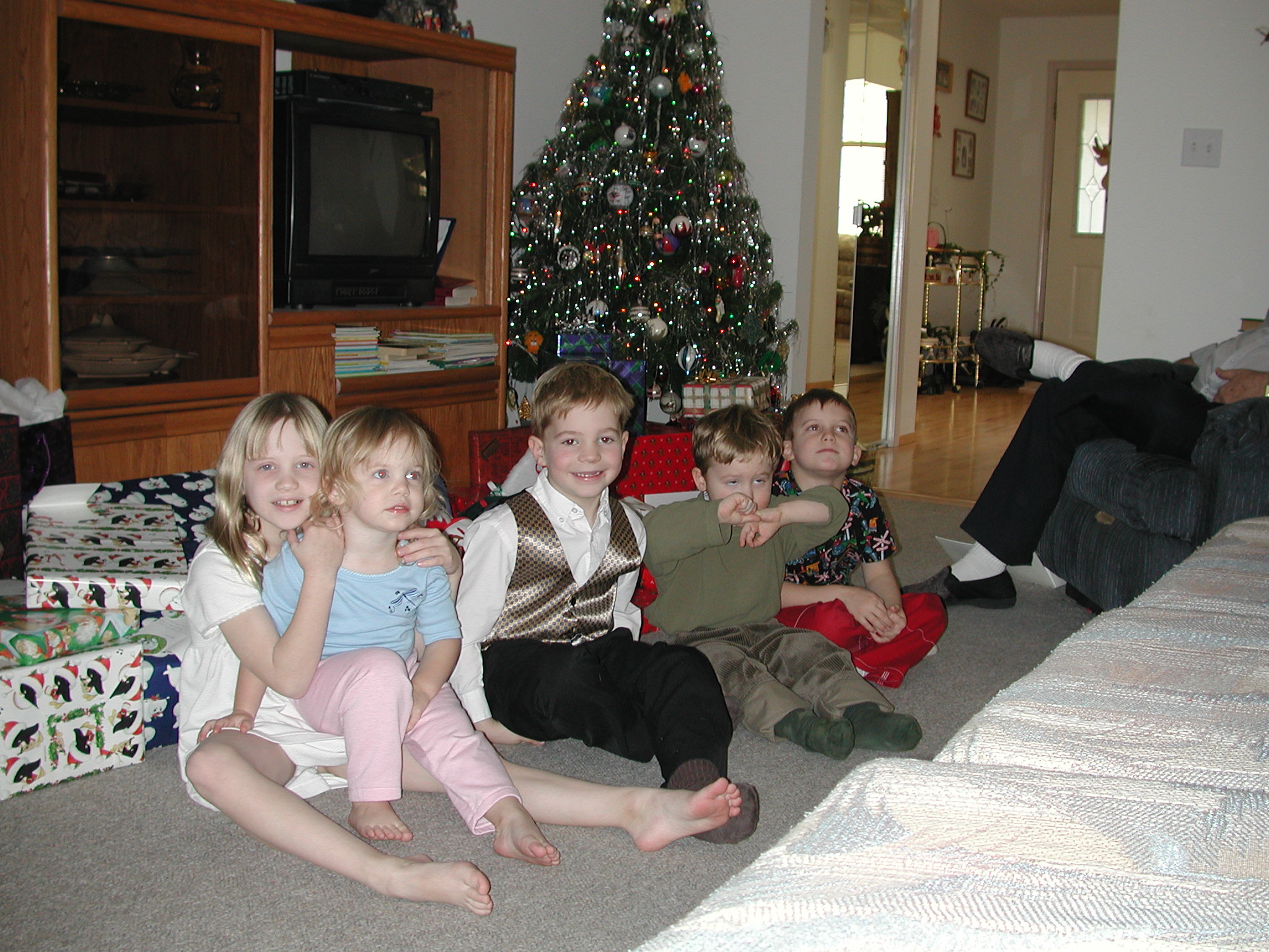 DSCN2648.JPG, 671910 bytes, 12/24/01