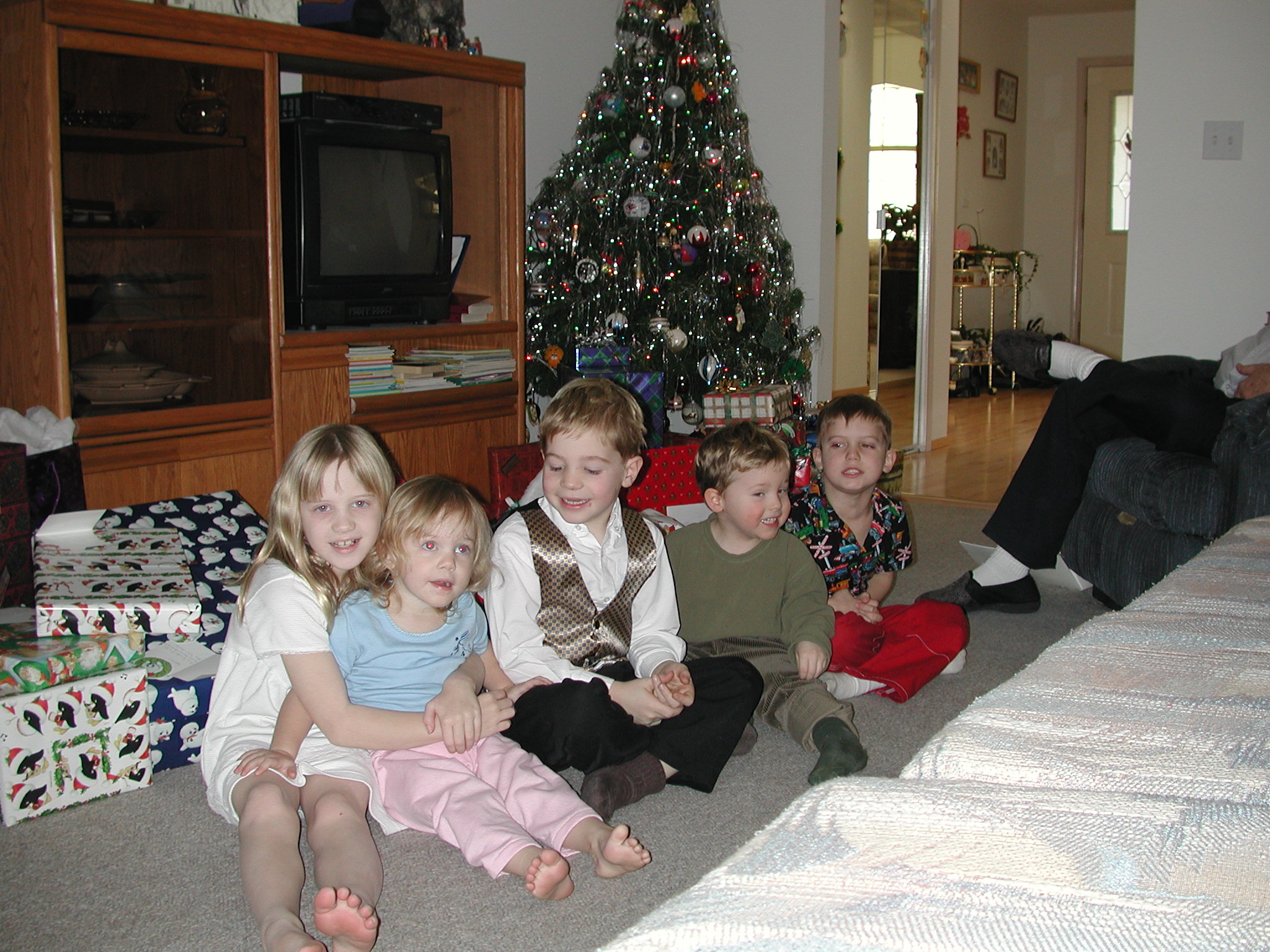 DSCN2649.JPG, 679836 bytes, 12/24/01