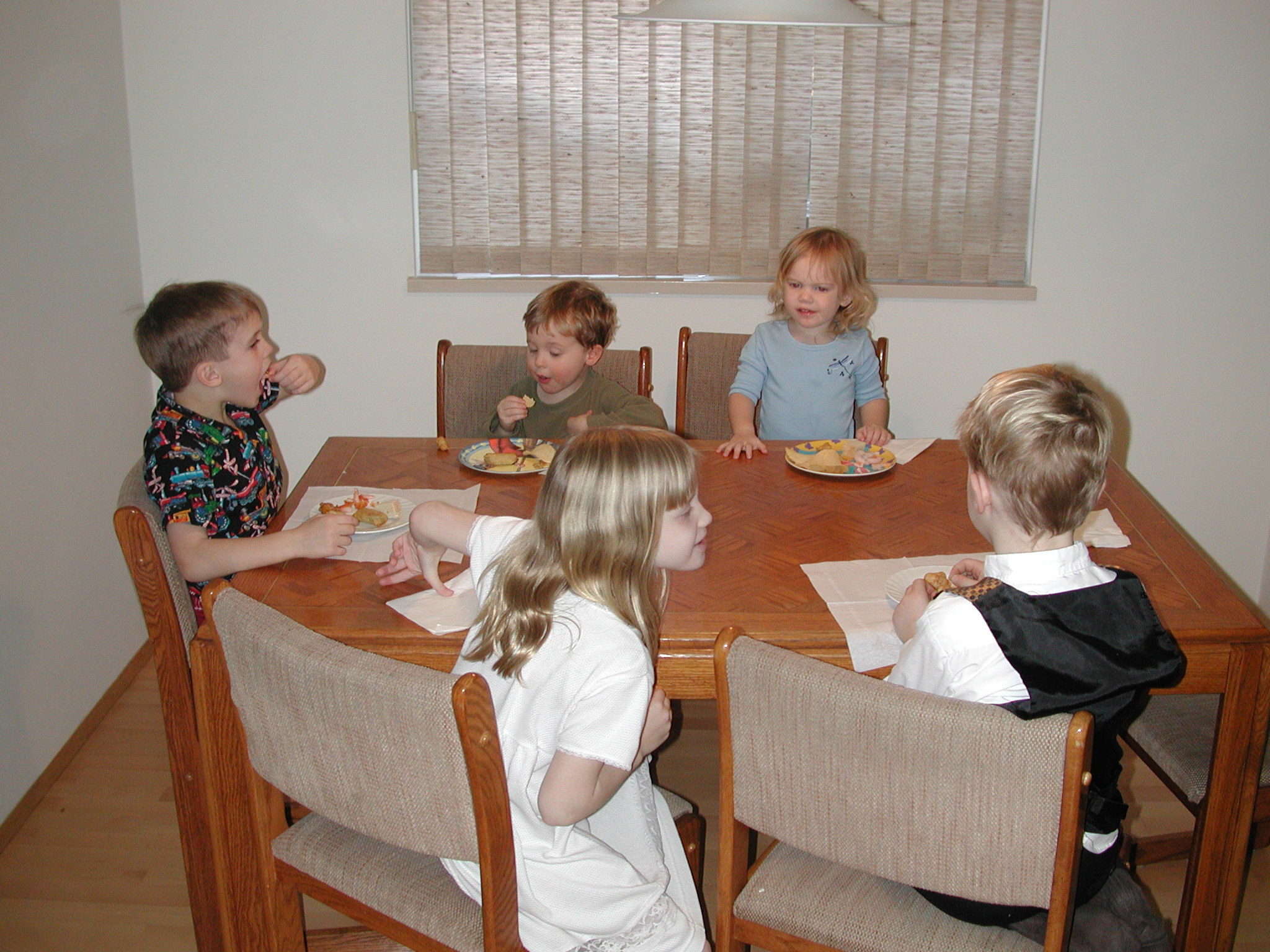 DSCN2662.JPG, 737276 bytes, 12/24/01