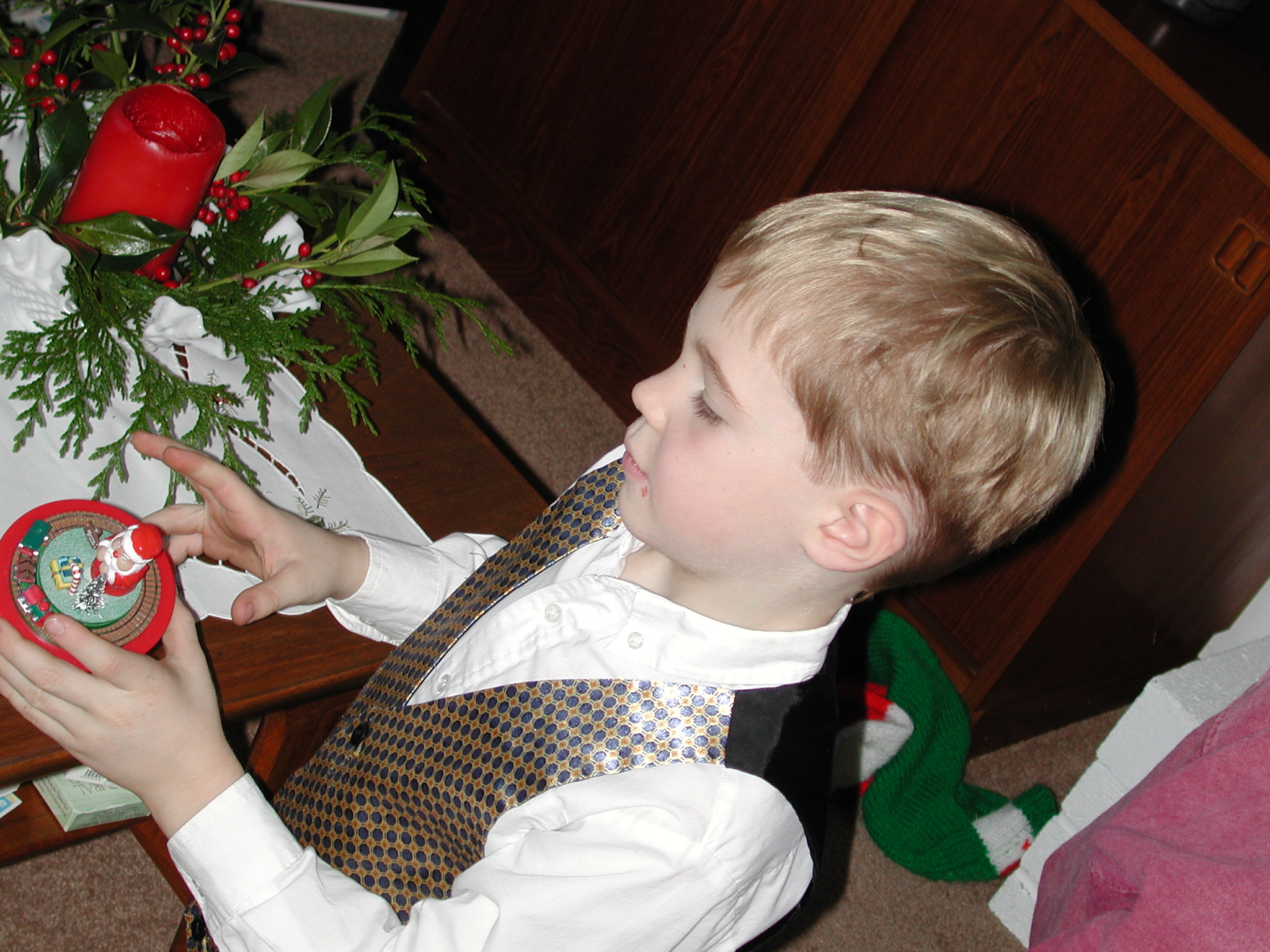 DSCN2645.JPG, 654669 bytes, 12/24/01