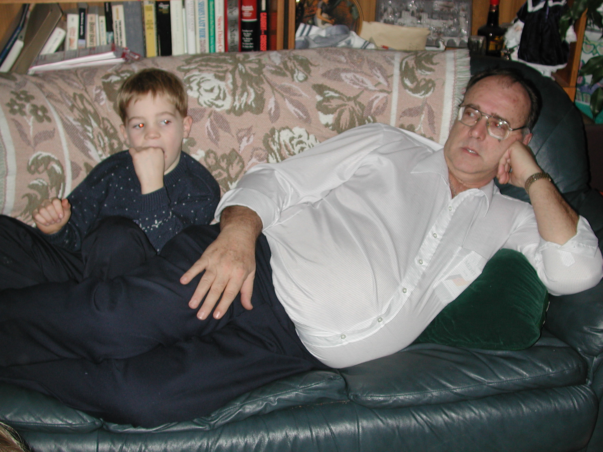 DSCN2793.JPG, 704592 bytes, 12/25/01