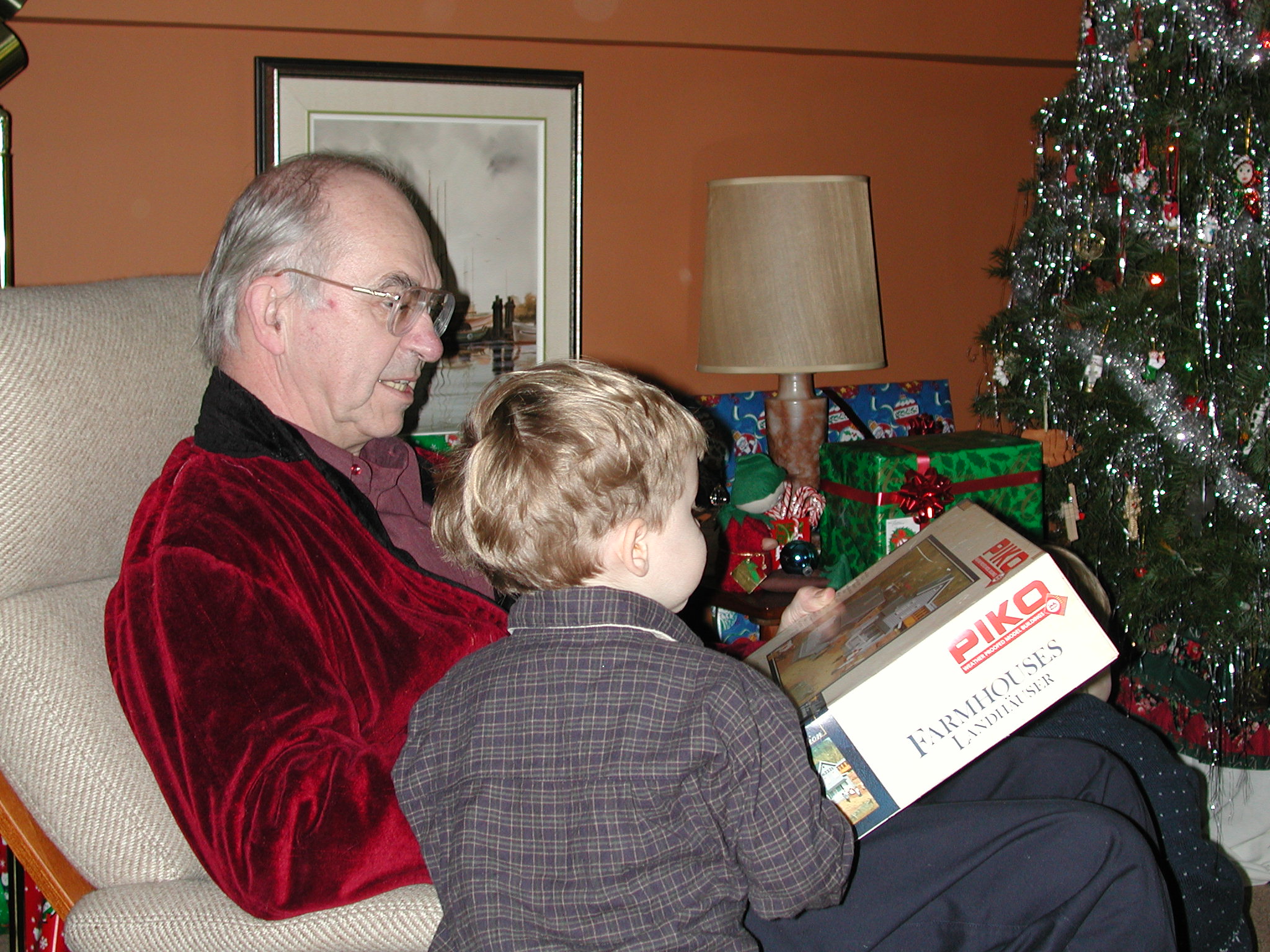 DSCN2787.JPG, 703973 bytes, 12/25/01