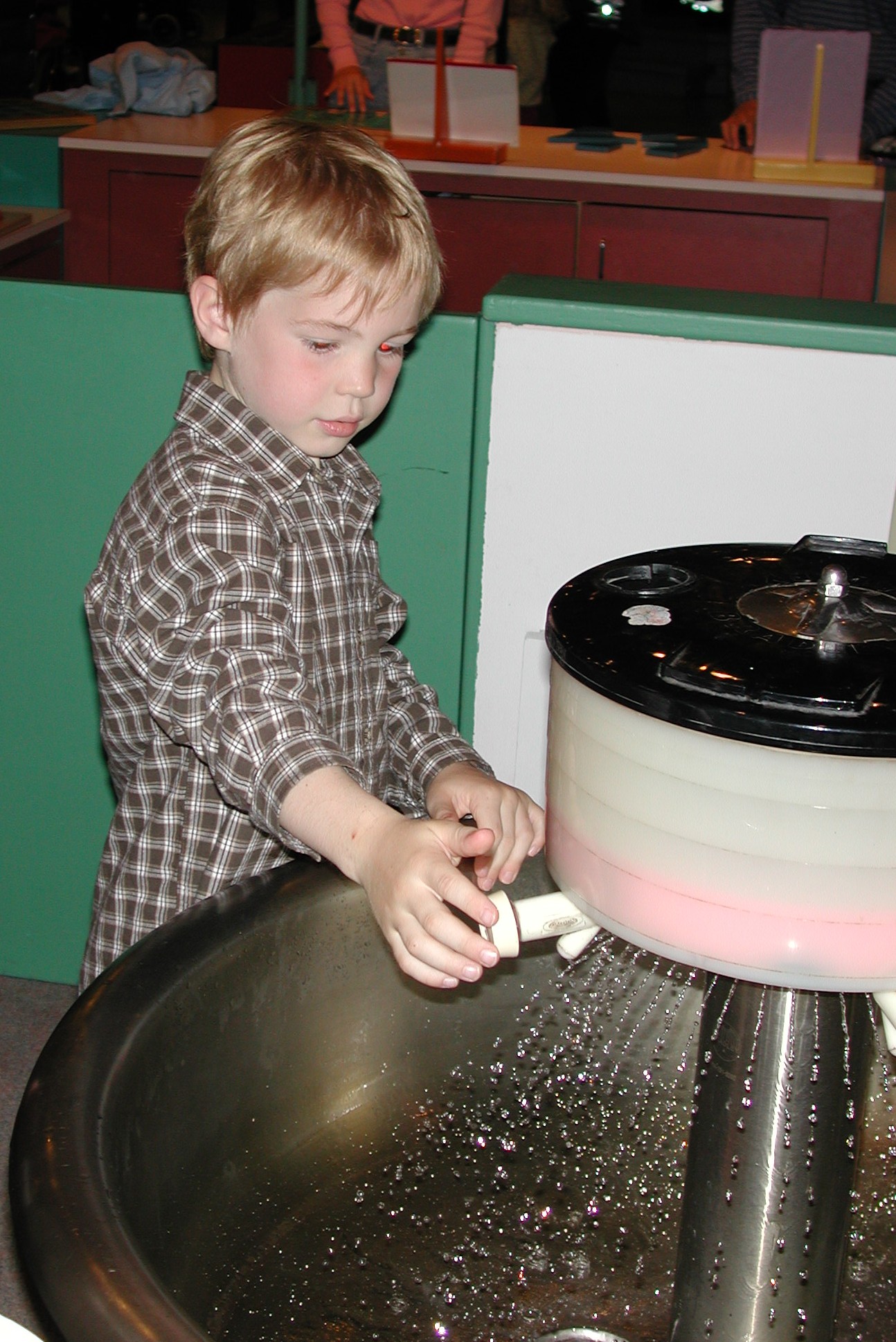 DSCN1878.JPG, 548925 bytes, 8/05/01