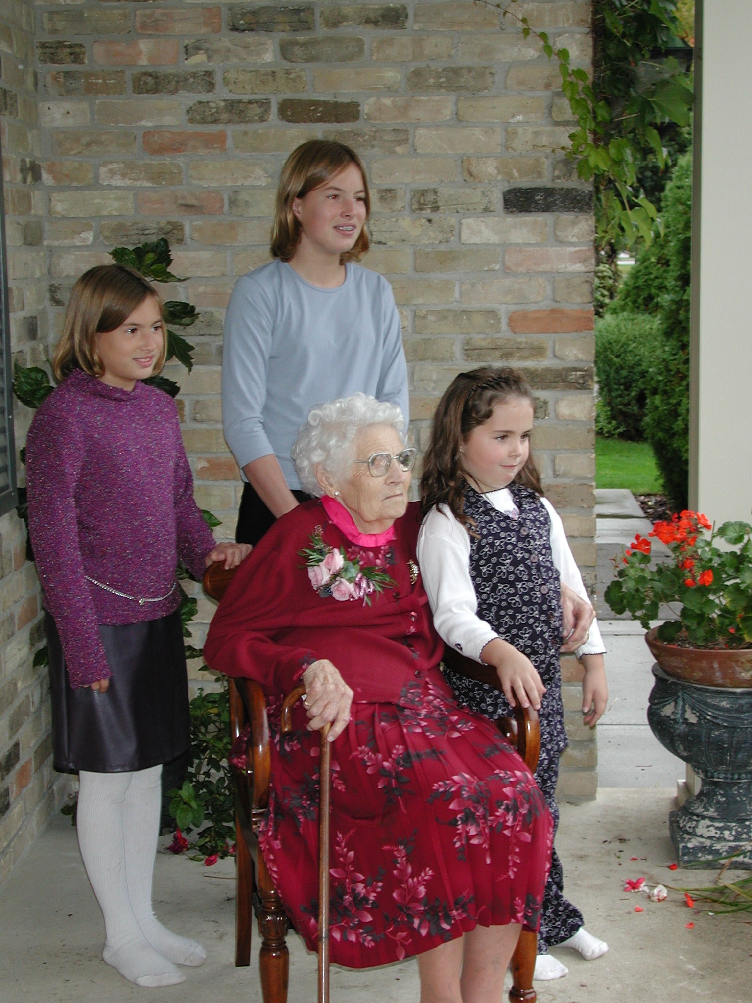 DSCN2371.JPG, 674849 bytes, 10/17/01