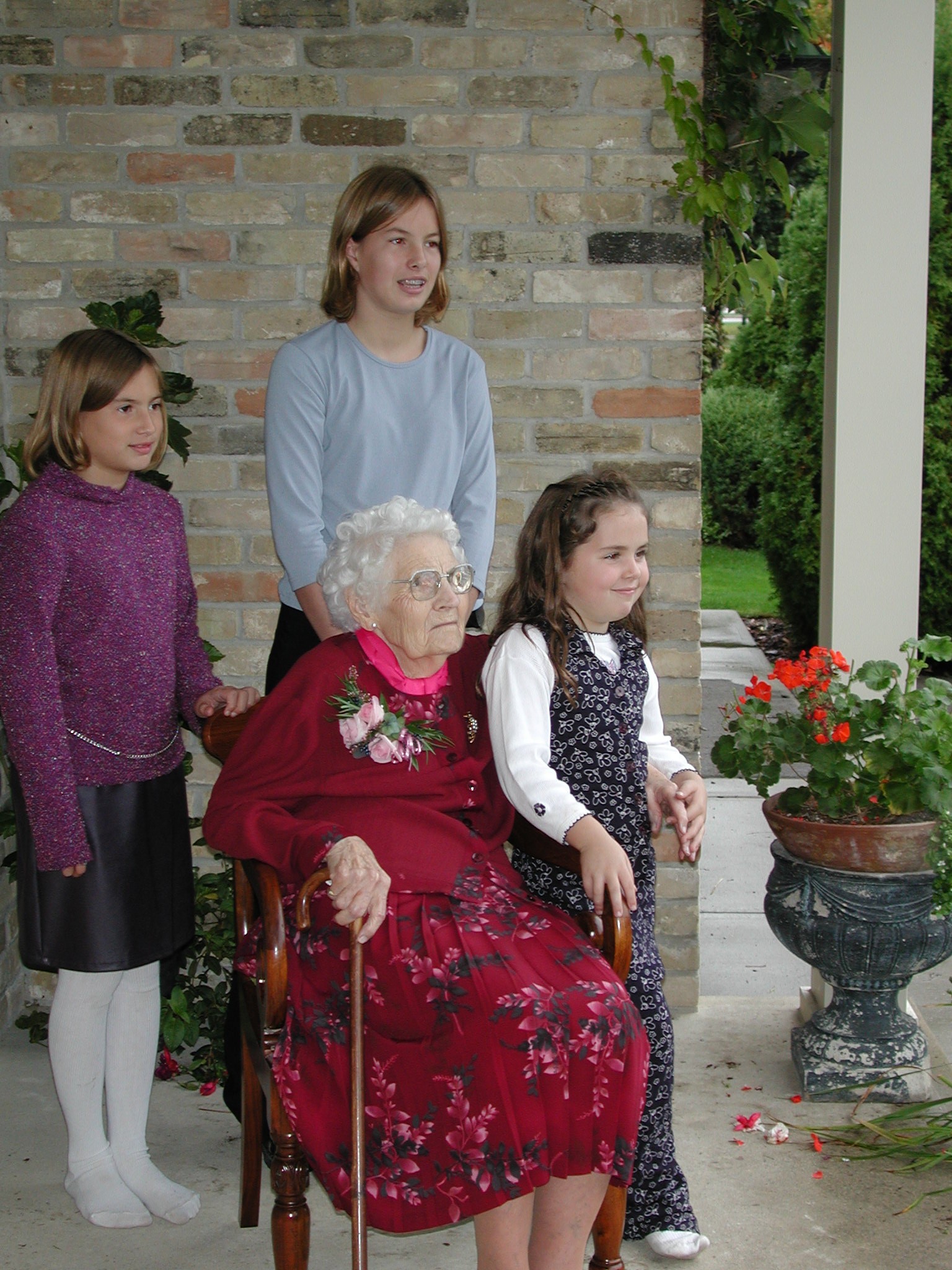 DSCN2373.JPG, 697273 bytes, 10/17/01