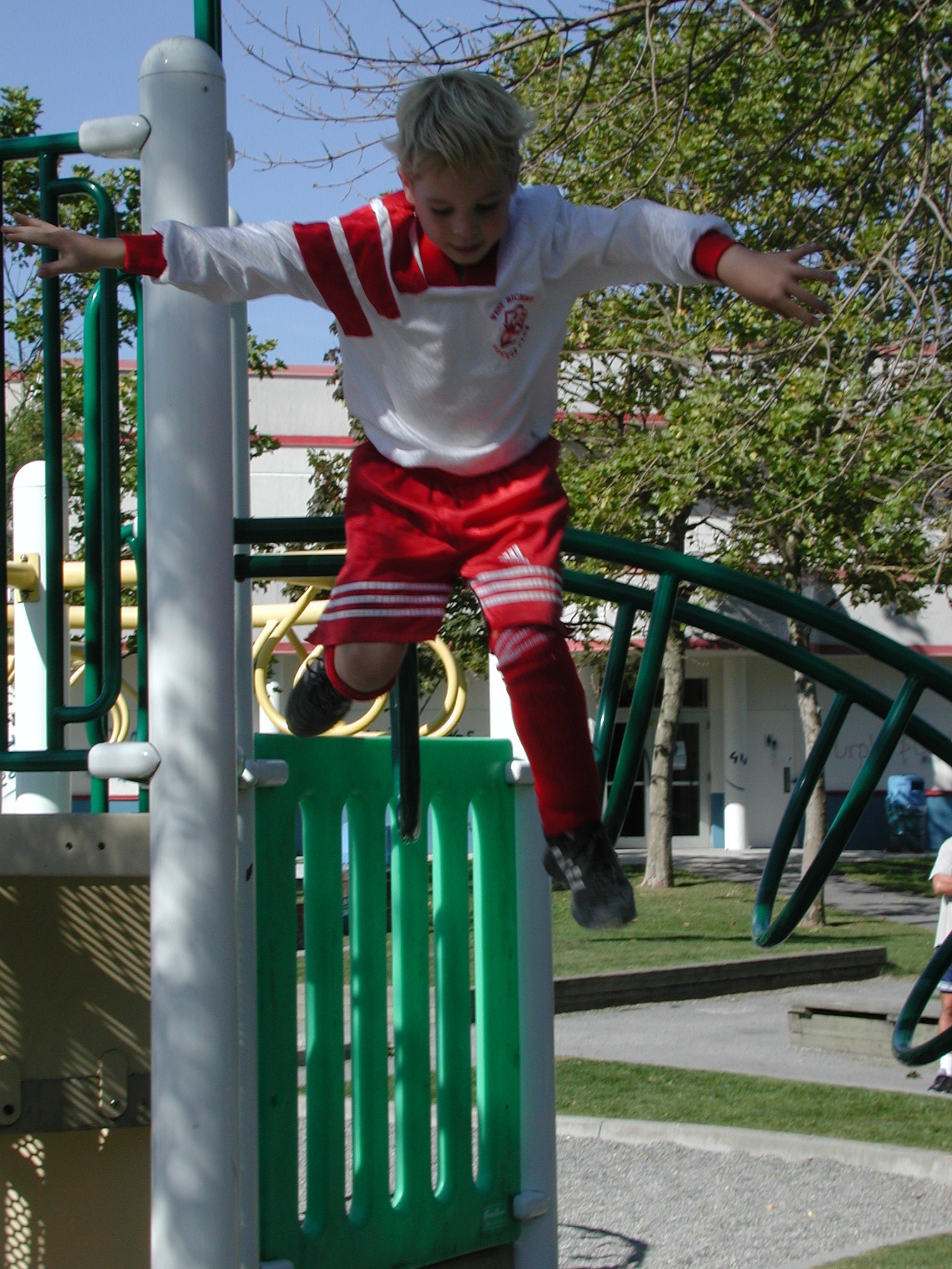 DSCN2309.JPG, 690184 bytes, 9/30/01