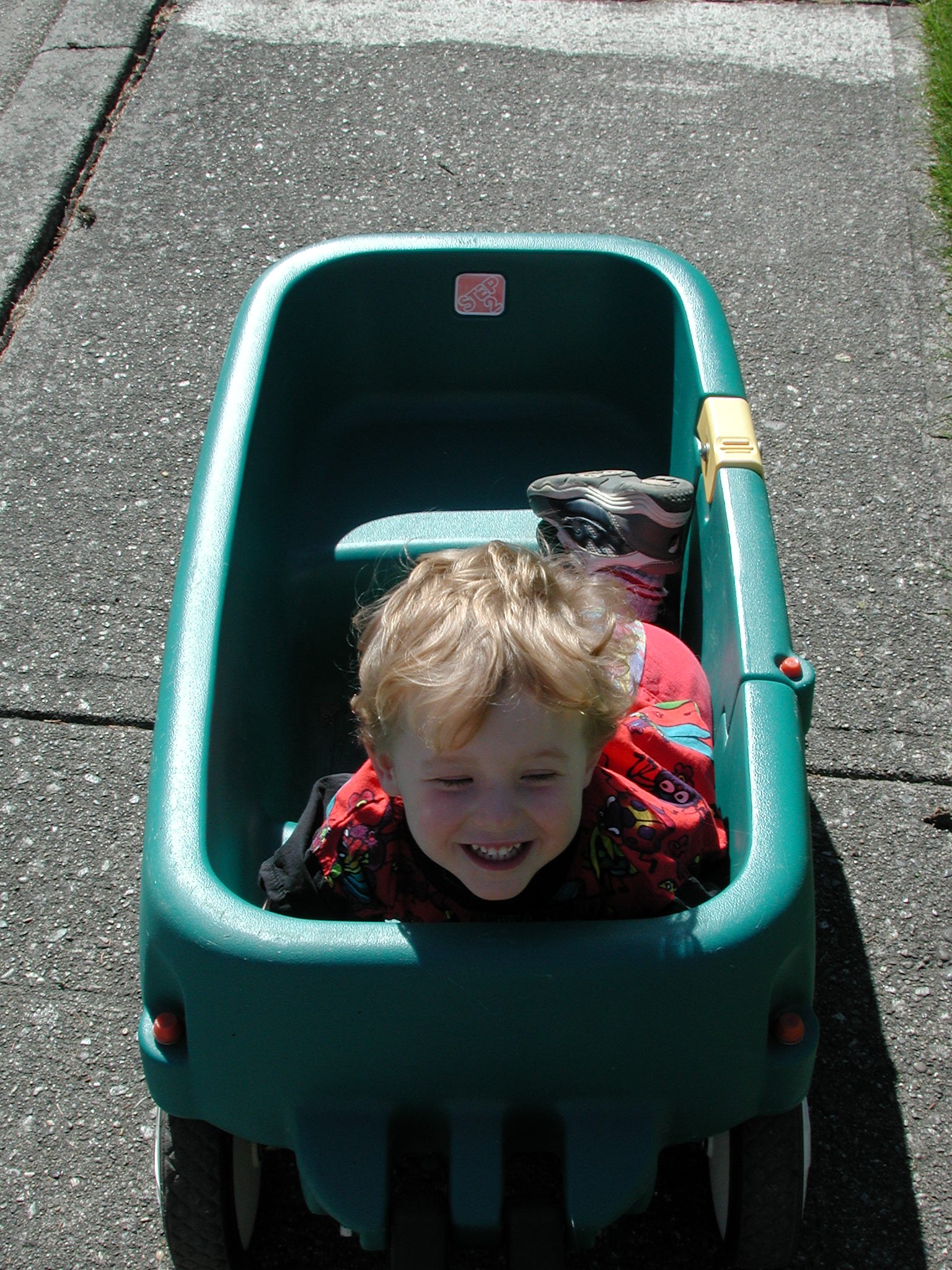 DSCN2200.JPG, 848052 bytes, 9/08/01