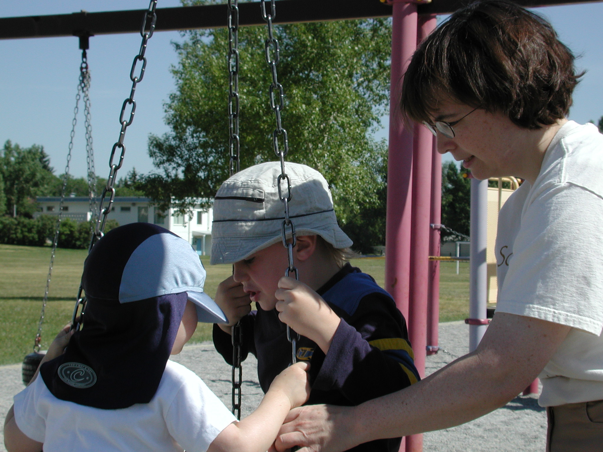 DSCN3739.JPG, 659502 bytes, 7/07/02