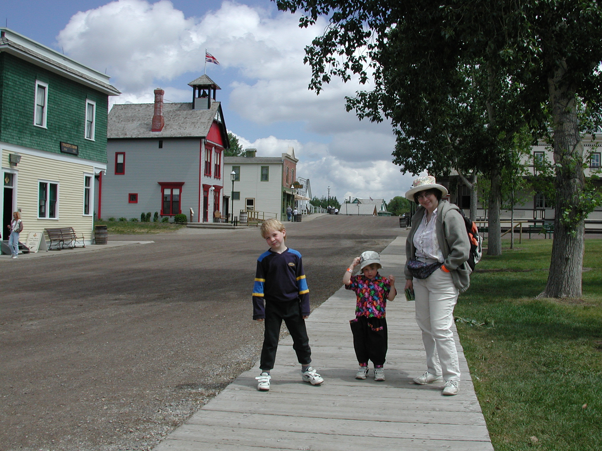 DSCN3926.JPG, 1019072 bytes, 7/09/02