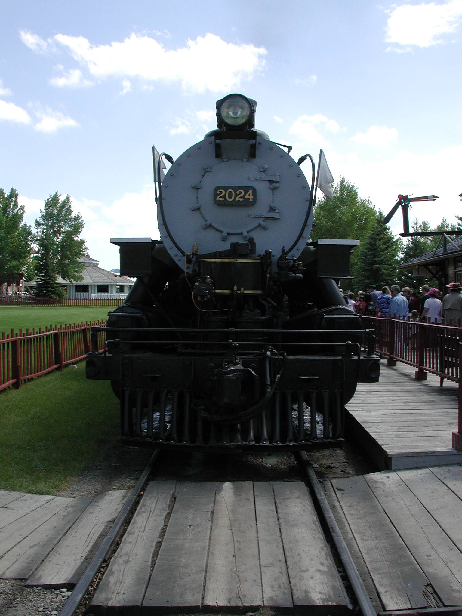 DSCN3933.JPG, 1042772 bytes, 7/09/02