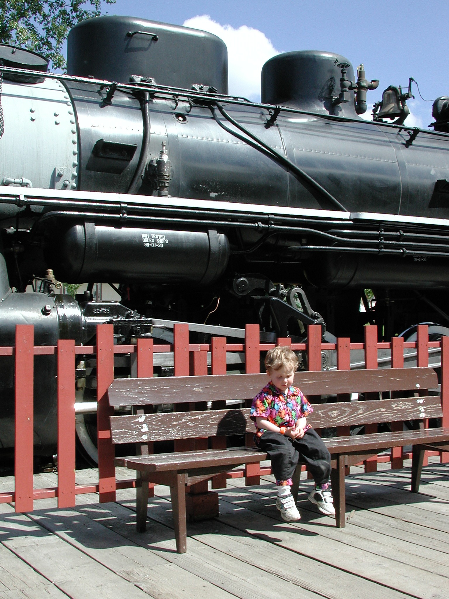 DSCN3936.JPG, 805347 bytes, 10/14/02