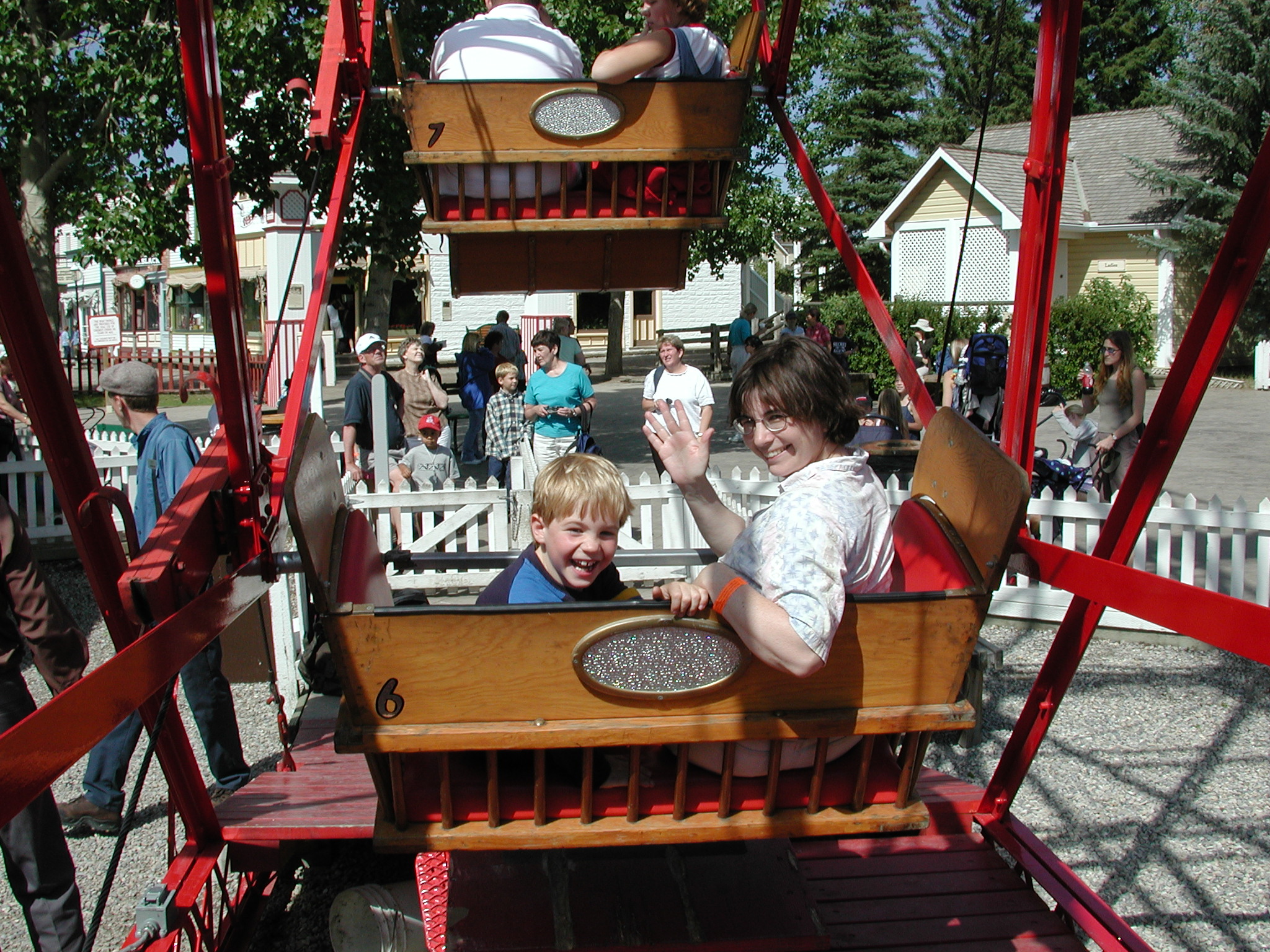 DSCN3947.JPG, 1109304 bytes, 7/09/02