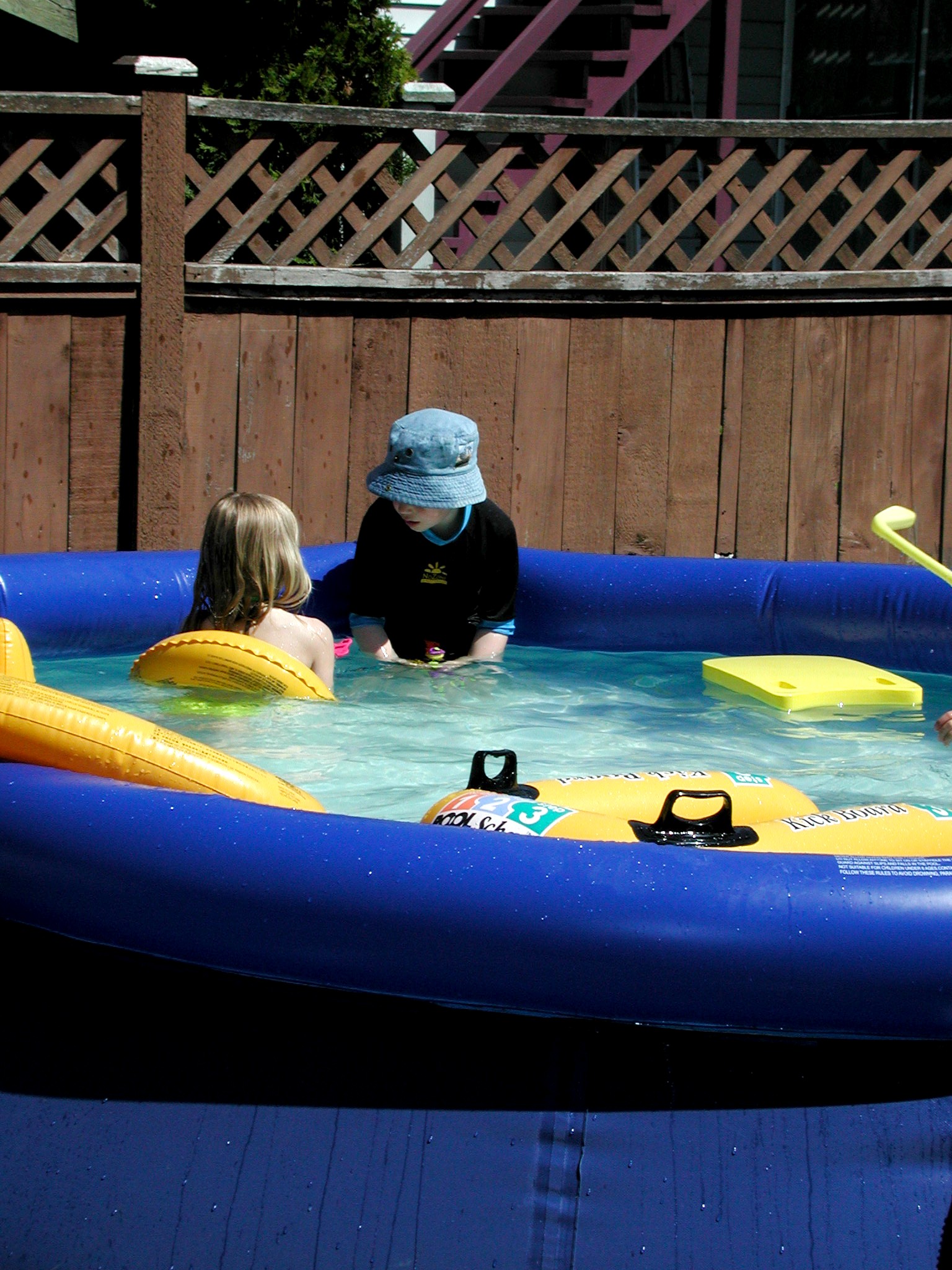 DSCN3691.JPG, 655359 bytes, 7/05/02