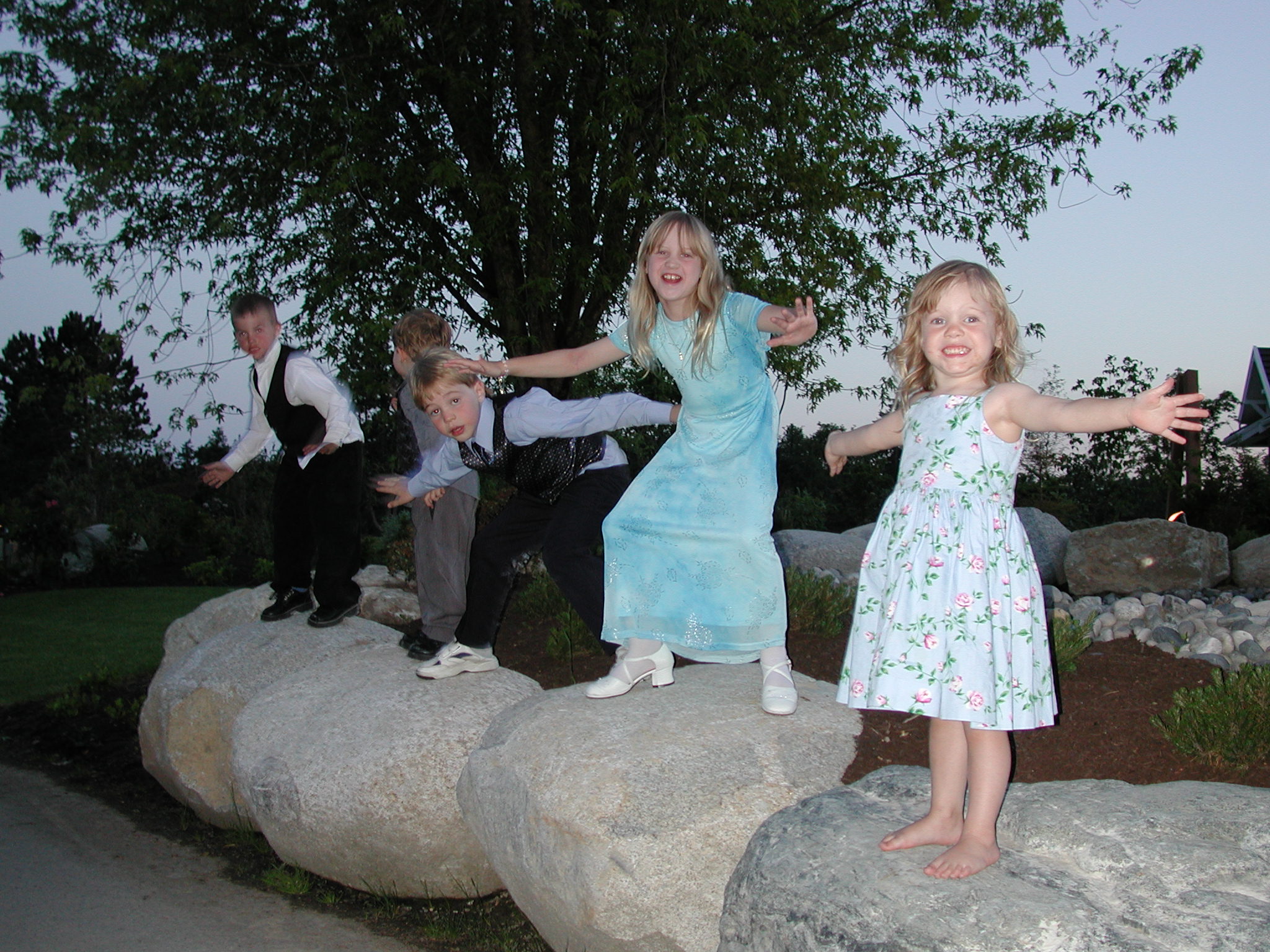 DSCN3422.JPG, 682573 bytes, 6/09/02