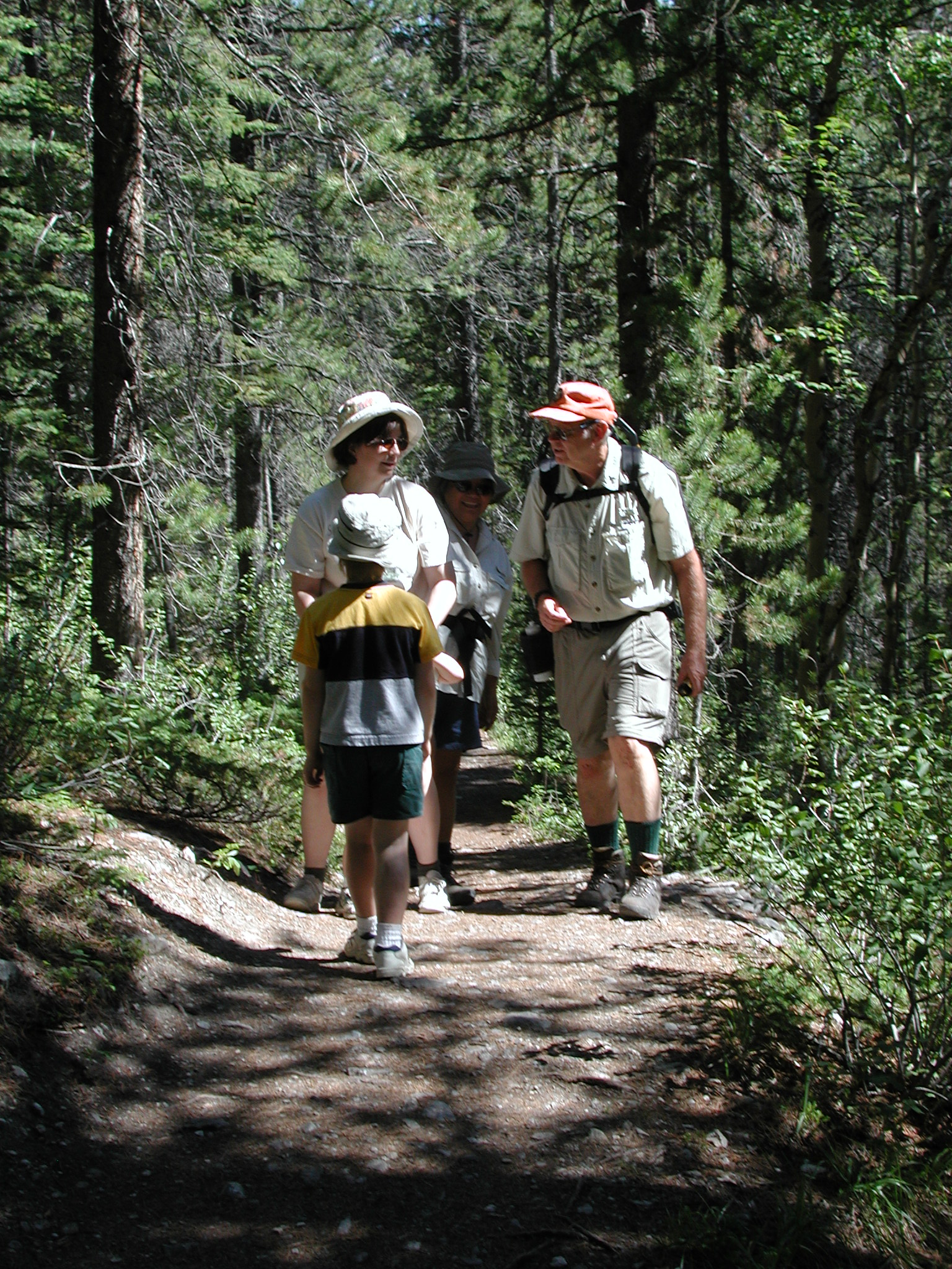 DSCN4006.JPG, 1140384 bytes, 7/10/02