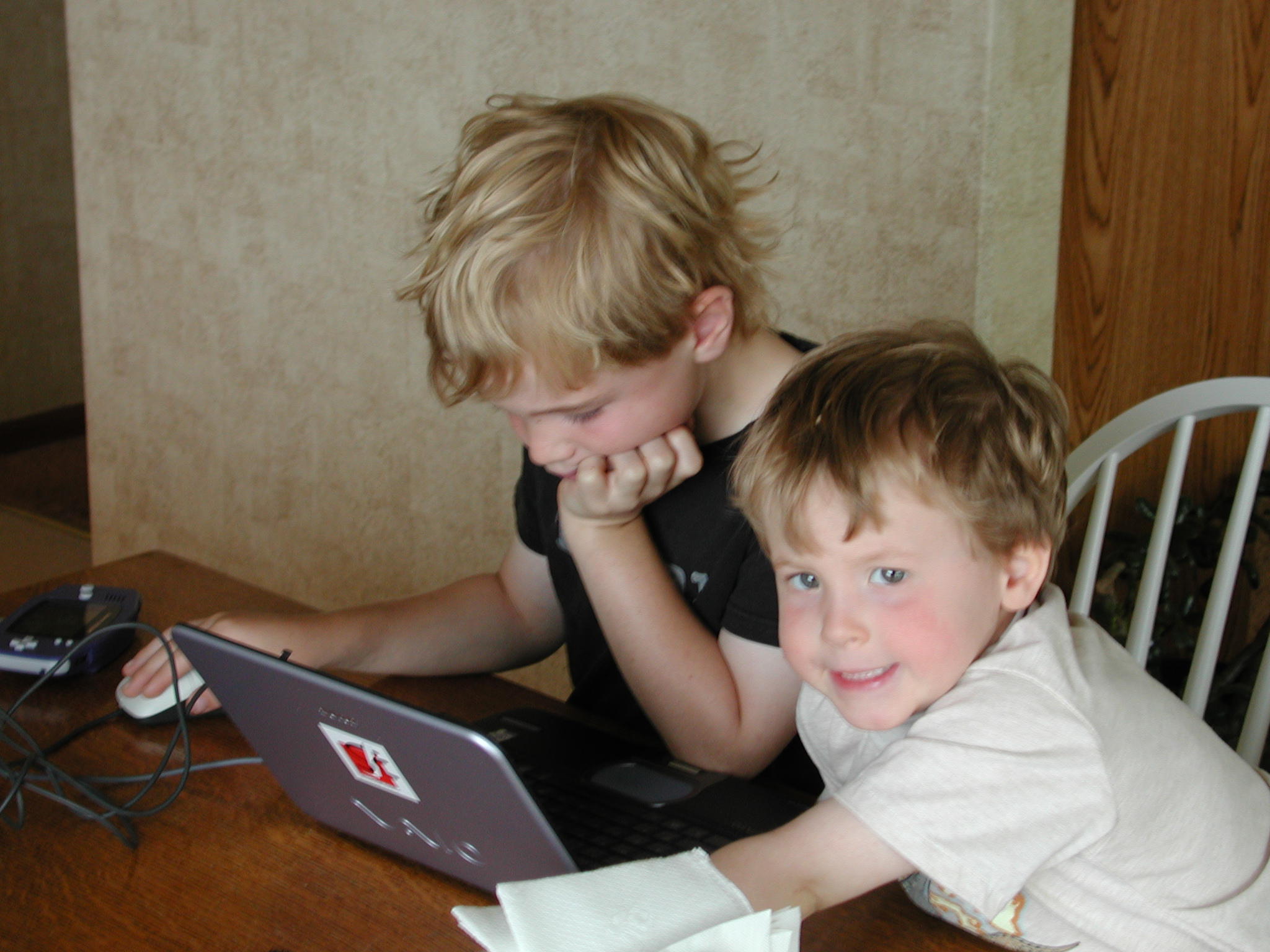 DSCN3850.JPG, 1118176 bytes, 7/08/02