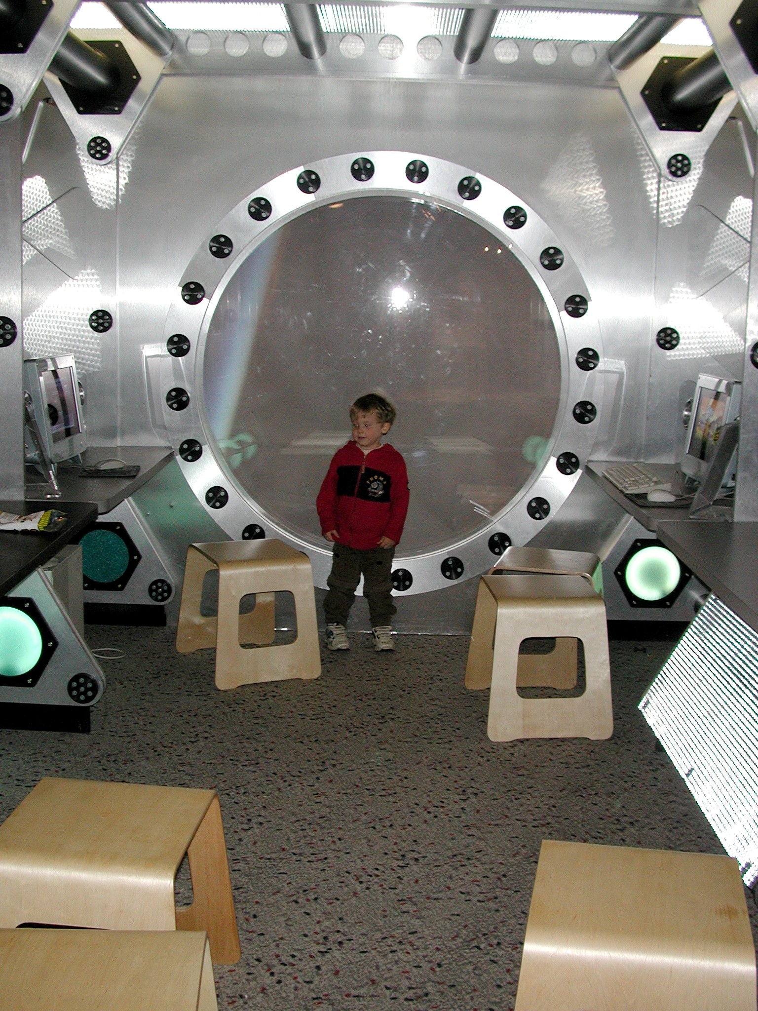 DSCN3872.JPG, 870847 bytes, 10/14/02