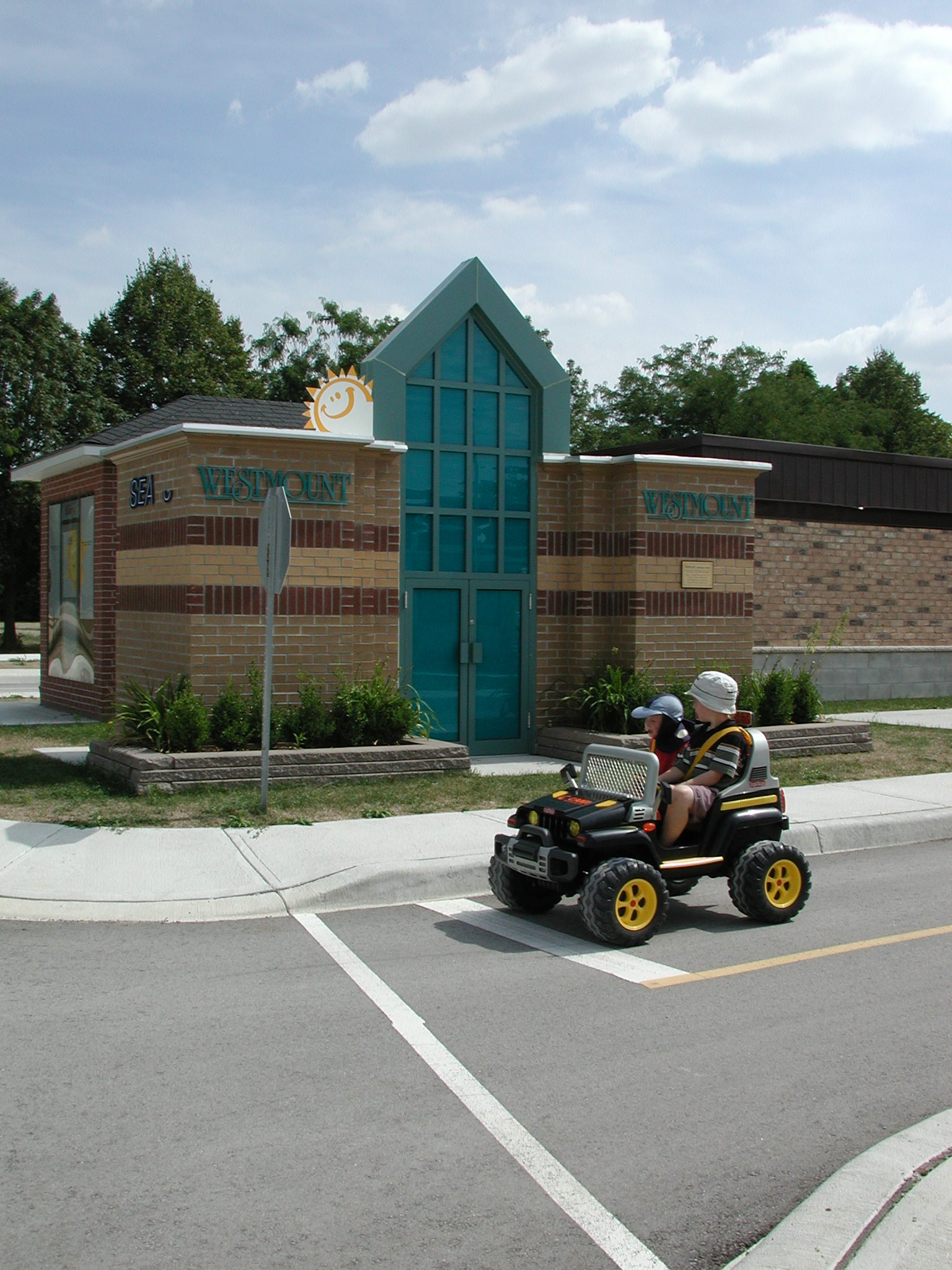 DSCN4835.JPG, 1068774 bytes, 8/26/02