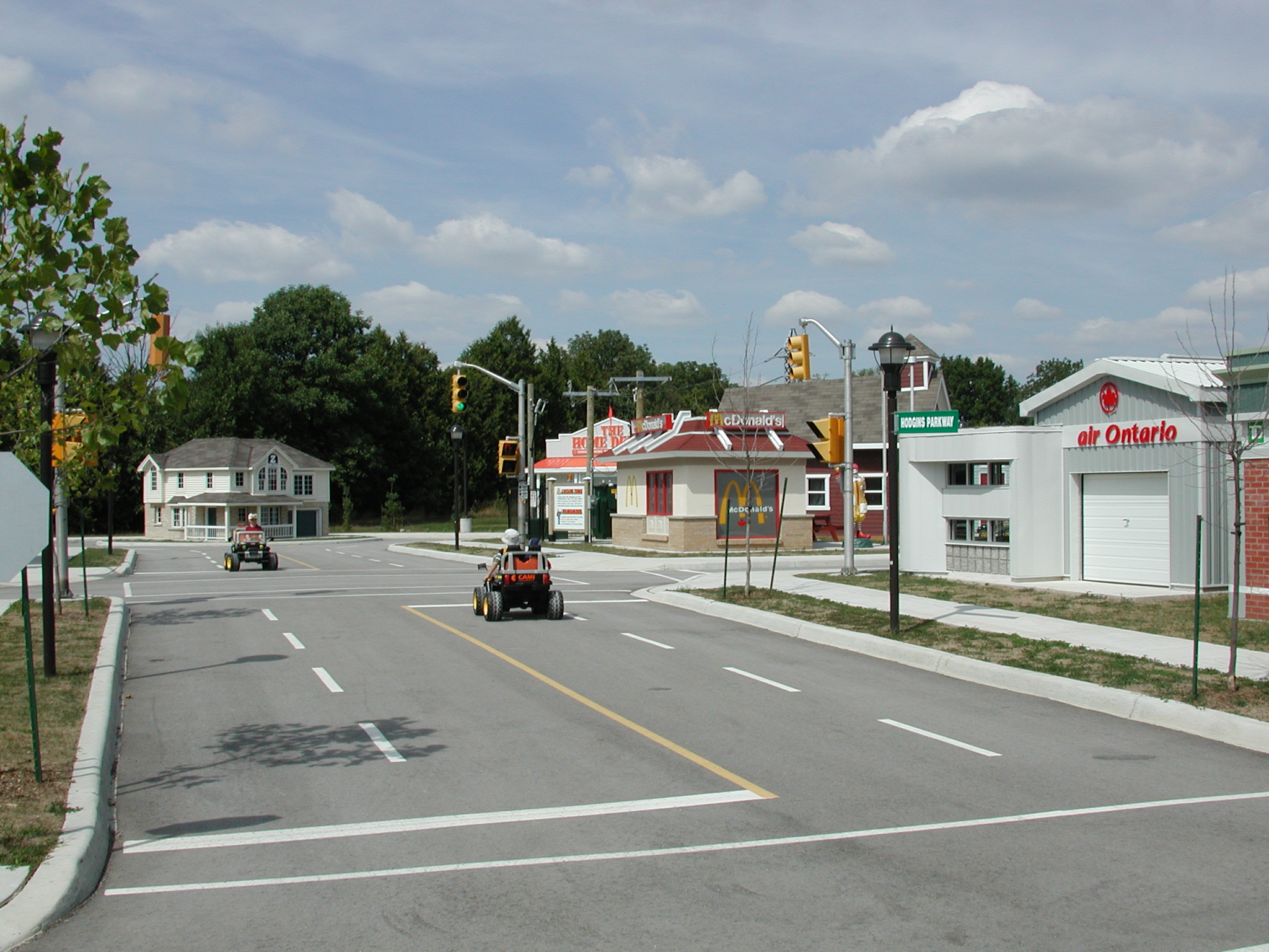 DSCN4843.JPG, 1012567 bytes, 8/26/02